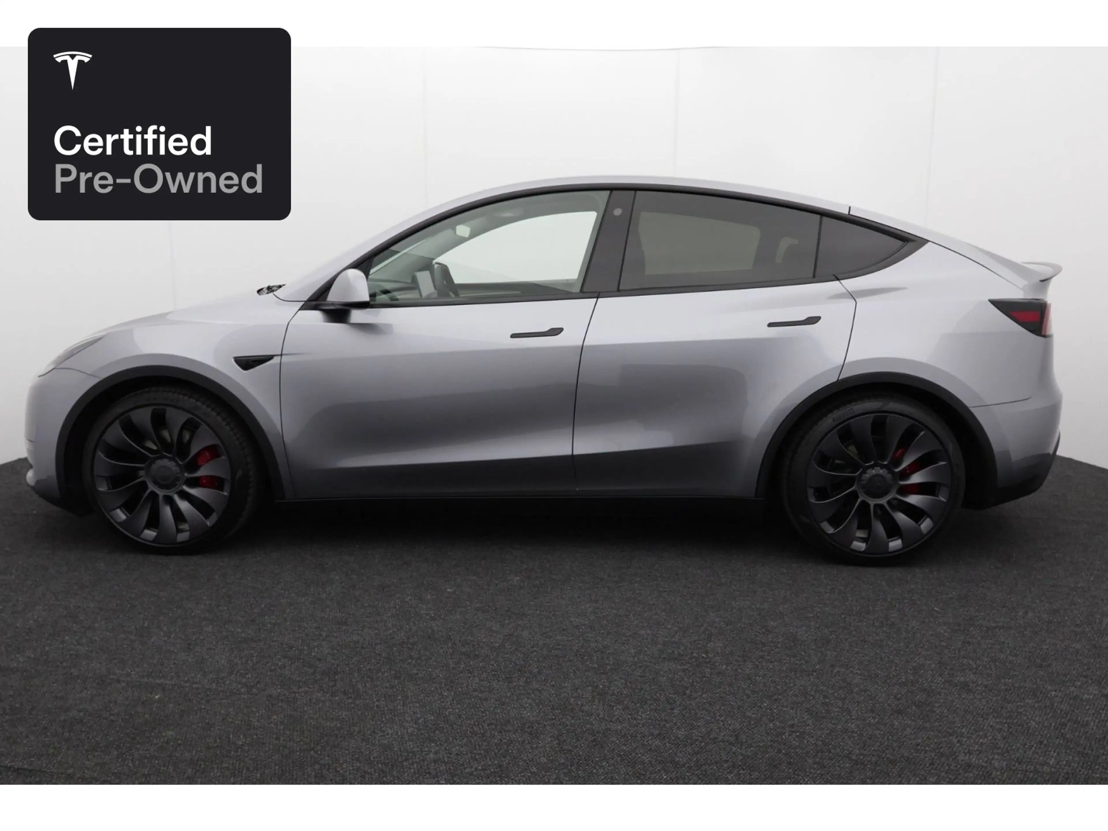 Tesla Model Y Performance "Certified Pre-Owned" — photo 5