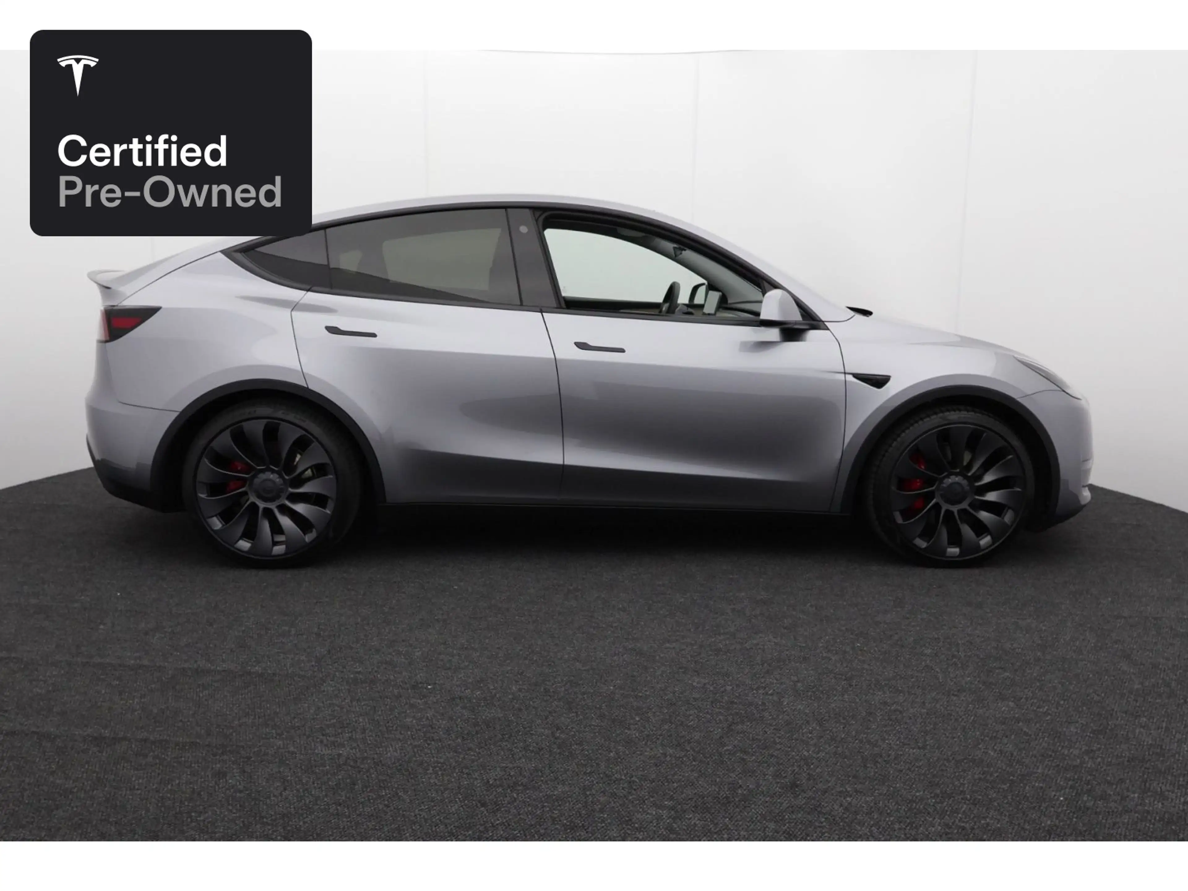 Tesla Model Y Performance "Certified Pre-Owned" — photo 9