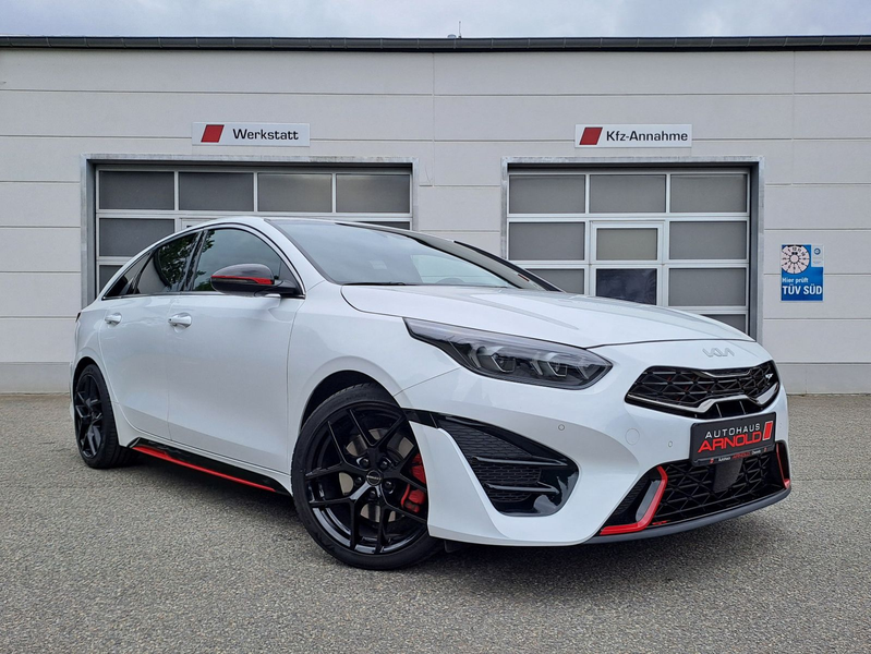 Kia ProCeed / pro_cee'd 1.6 GT — photo 3