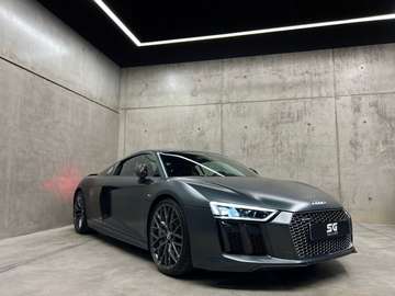 5.2 FSI V10 plus quattro S Tronic