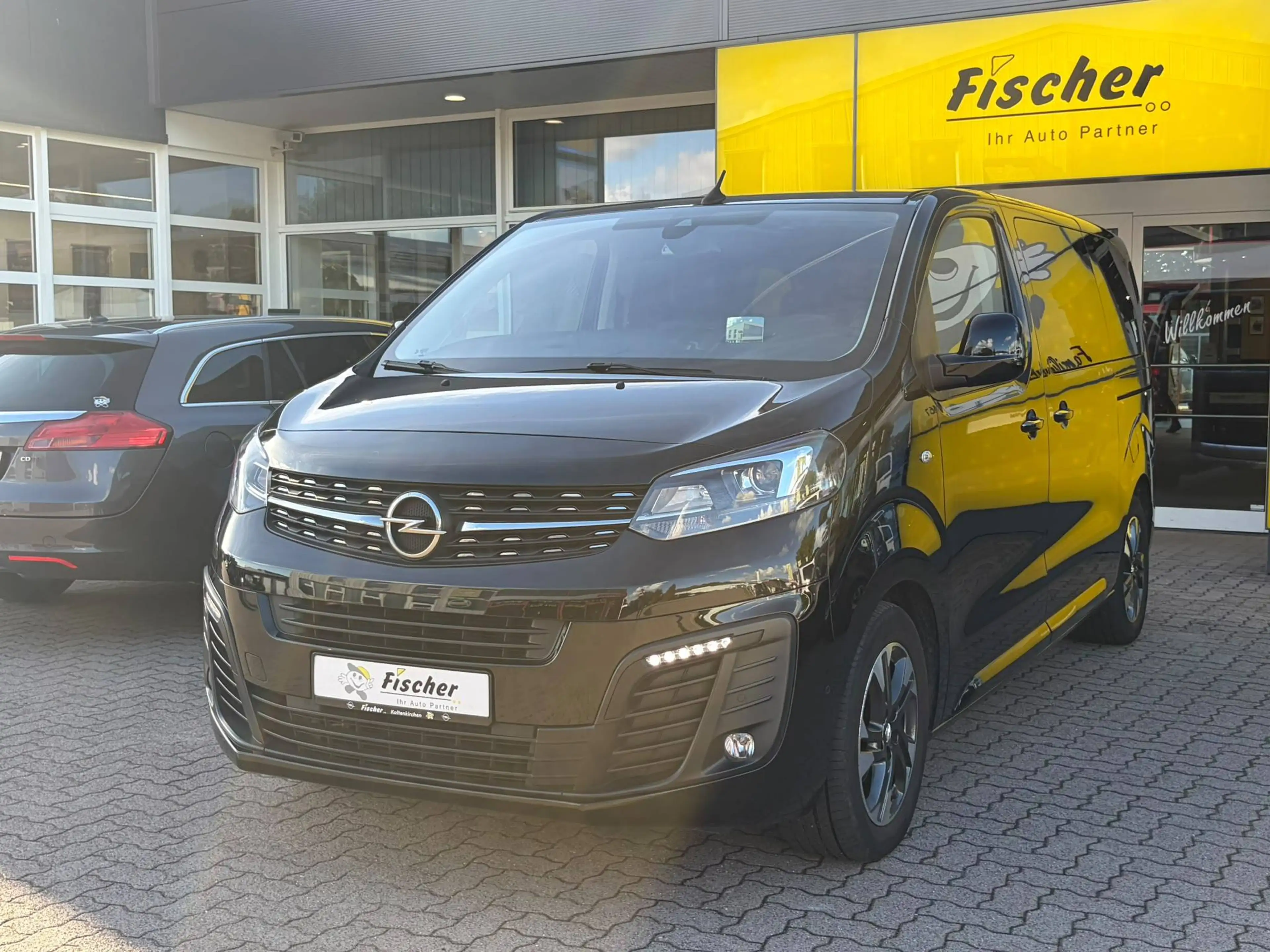 Opel Zafira Life Tourer M (L2) Leder -7 Sitzer / AHK / Panorama Dach