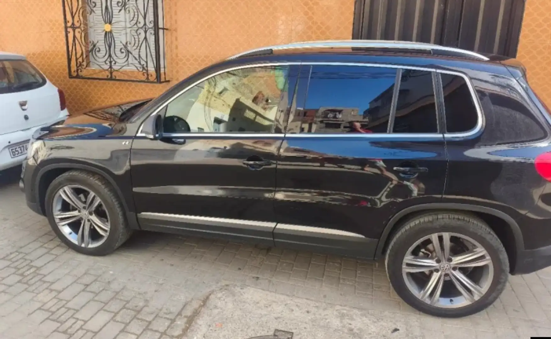 Volkswagen Tiguan 2.0TDI R-Line 4Motion 177 - 1