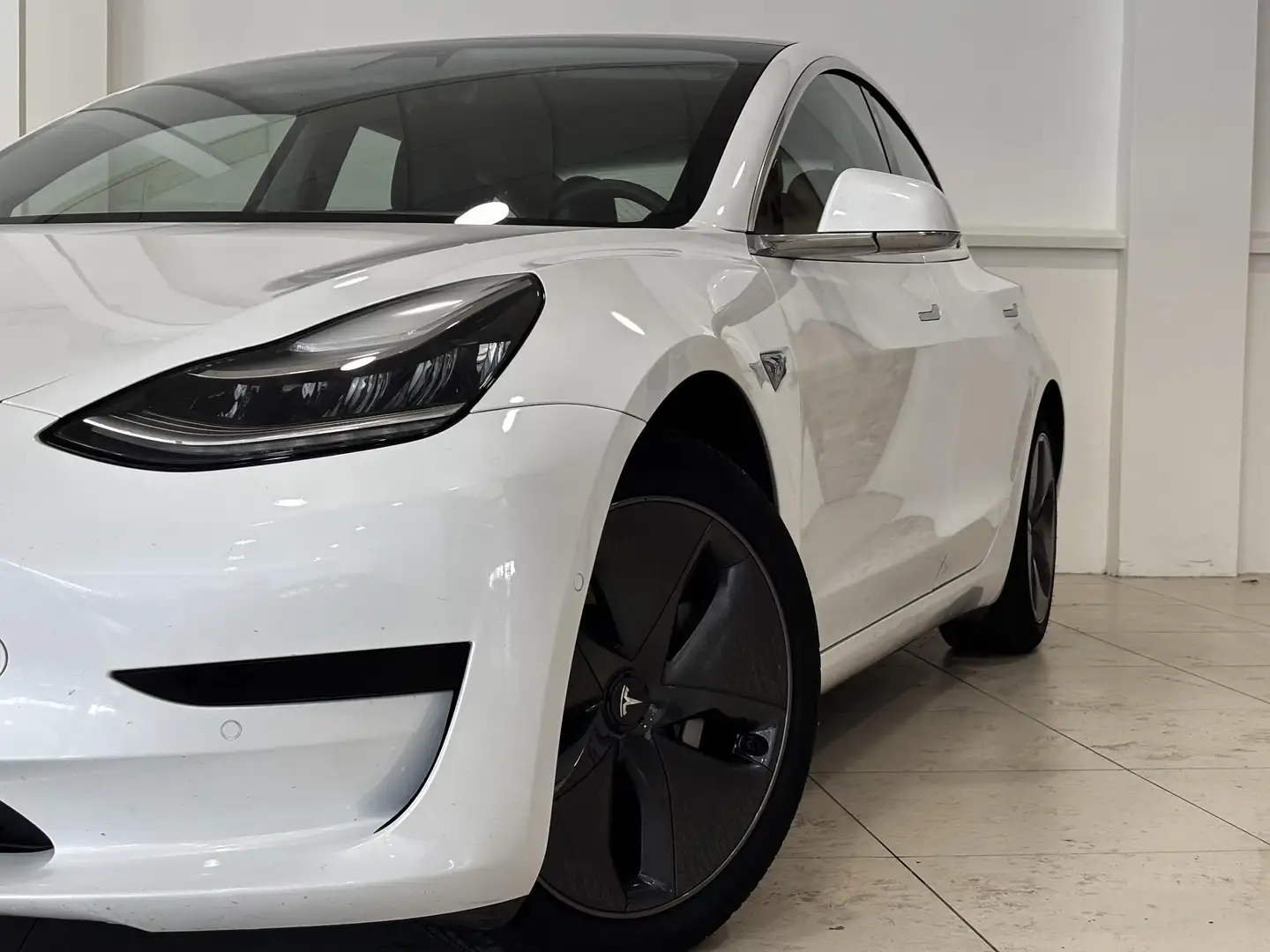 Tesla Model 3 Standard RWD Plus 60 kWh Wit - 2