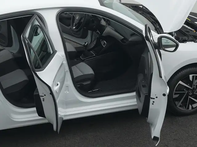 Opel Corsa view 13