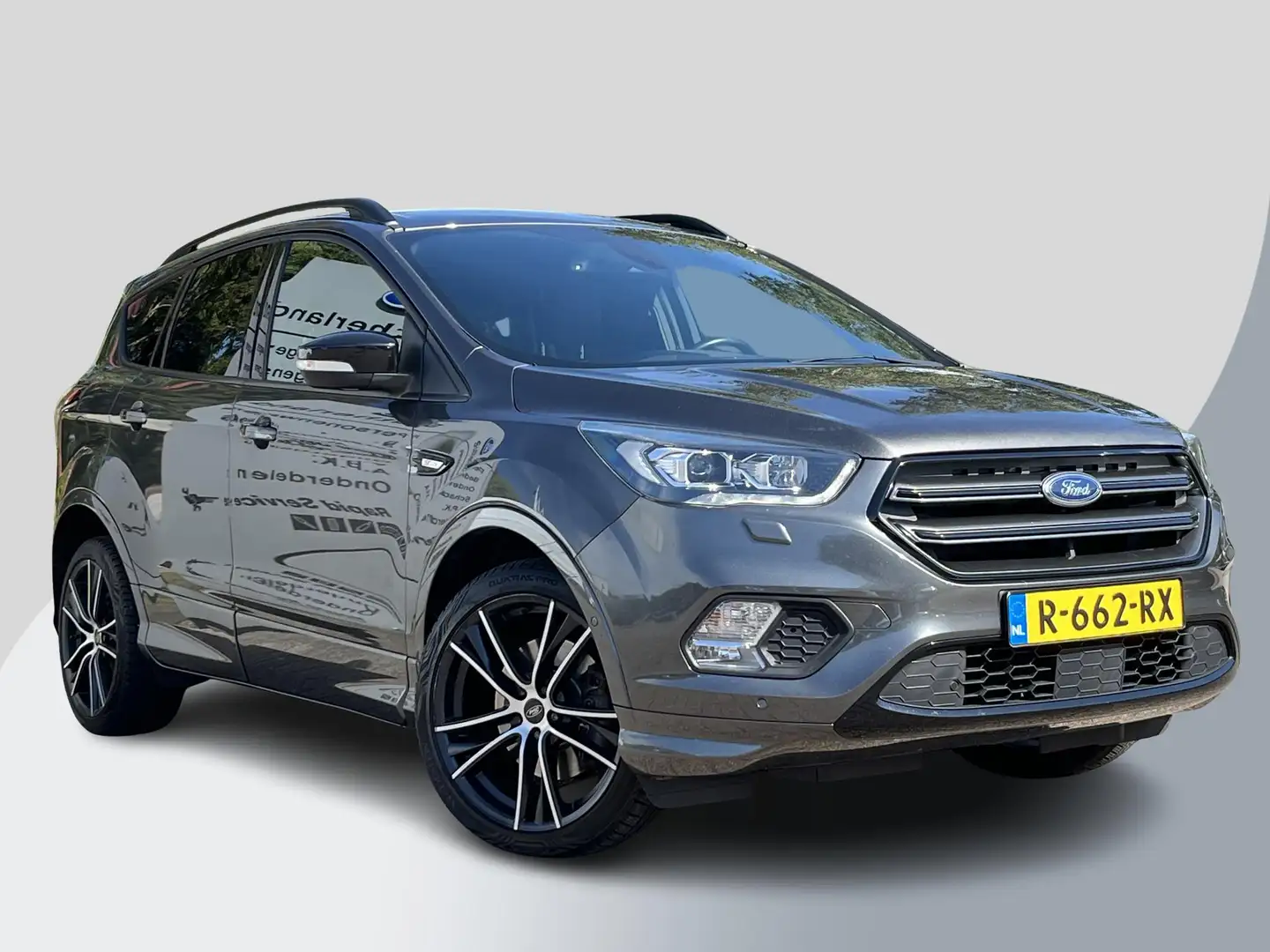 Ford Kuga 1.5 EcoBoost ST Line 184pk Automaat | Trekhaak | W Grijs - 1