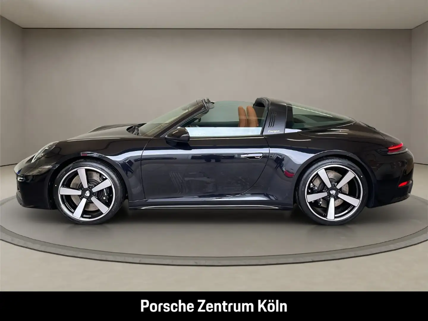 Porsche 992 911 Targa 4S Clubleder InnoDrive Sportabgas Schwarz - 2