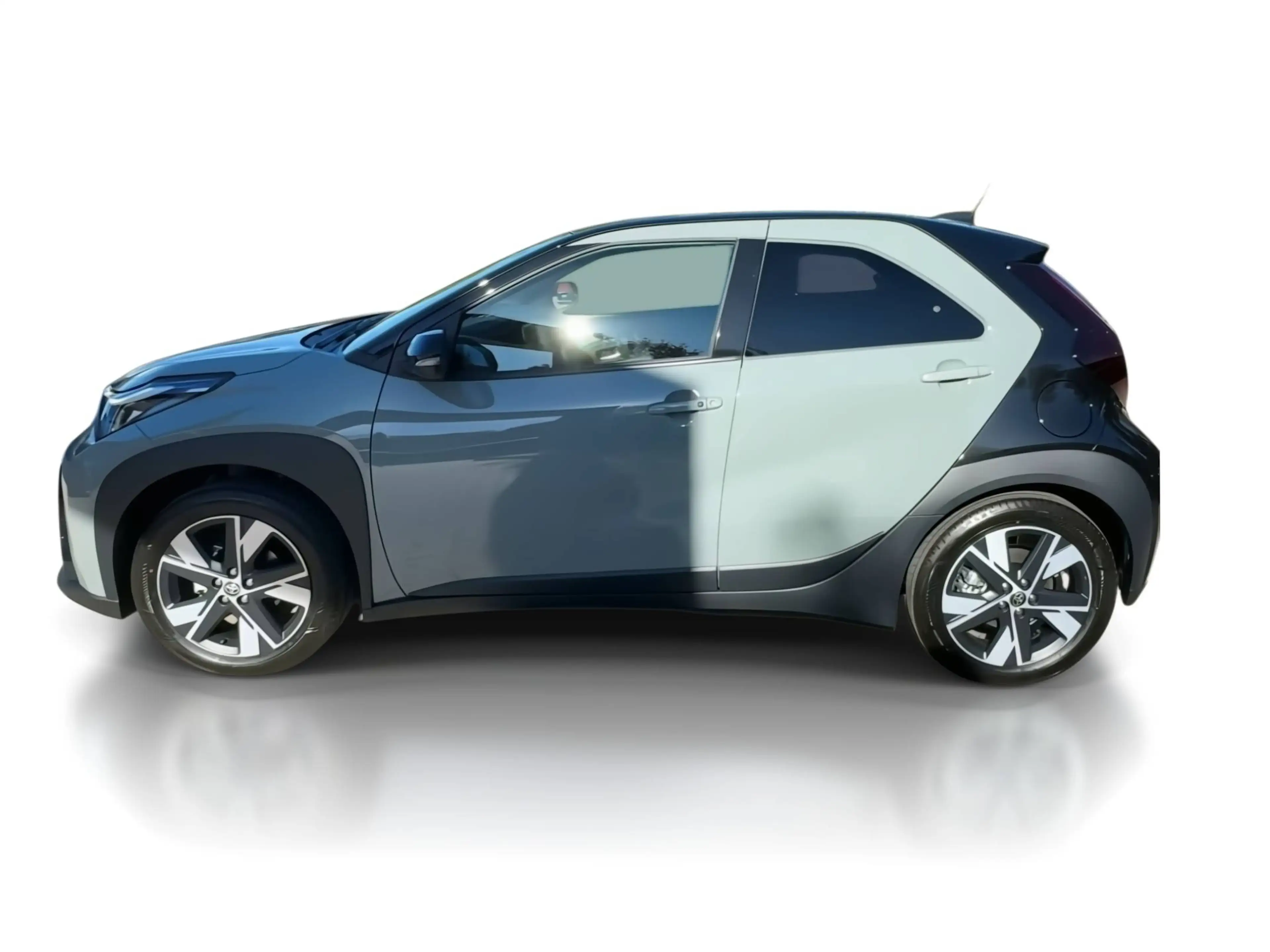 Toyota Aygo X Hybrid Teamplayer/TP/CarPlay/PCS/BA — photo 5