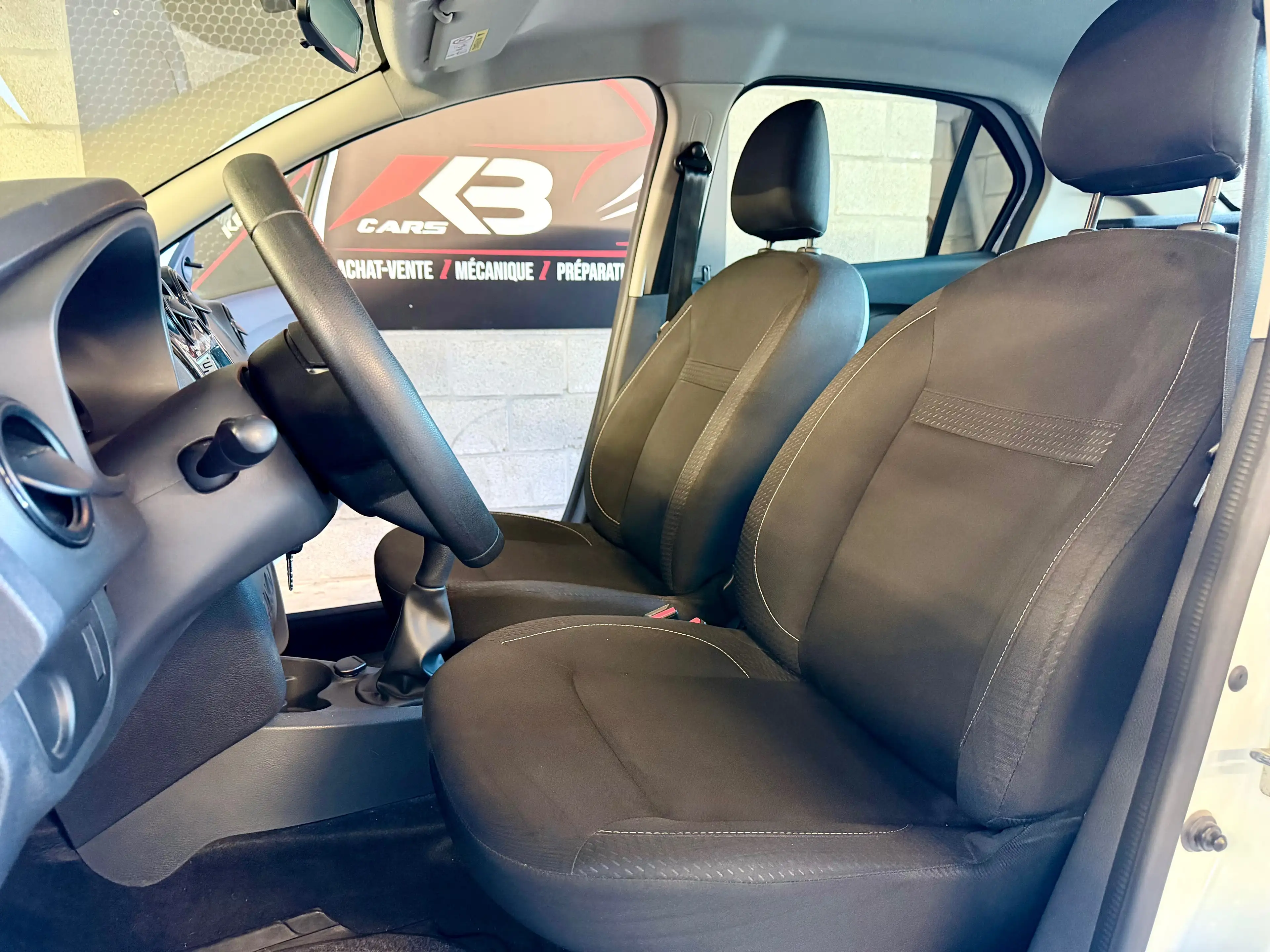 Dacia Logan 70.000 kms • 2017 • 1.0 73CV • Essence — photo 9