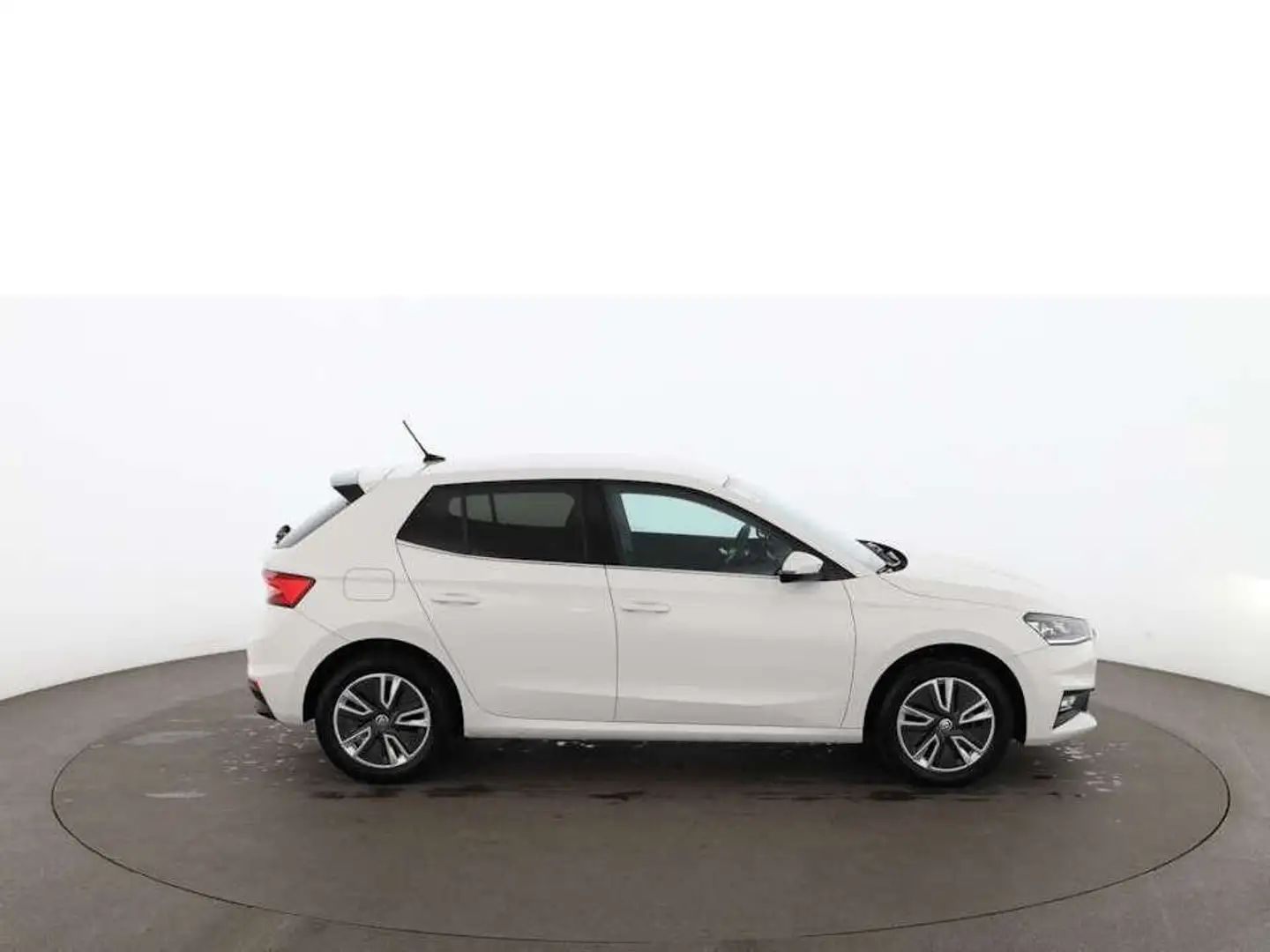 Skoda Fabia 1.0 TSI Style LED R-CAM DIGITAL-TACHO TEMP Weiß - 2