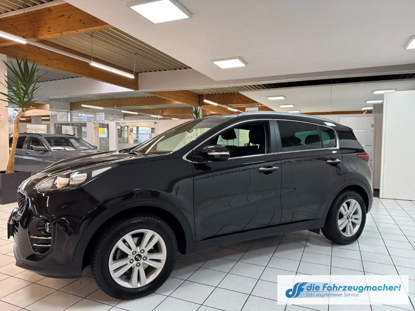 Kia Sportage Vision 2WD Navi Fernlichtass. Verkehrszeichenerk. Noir - 2