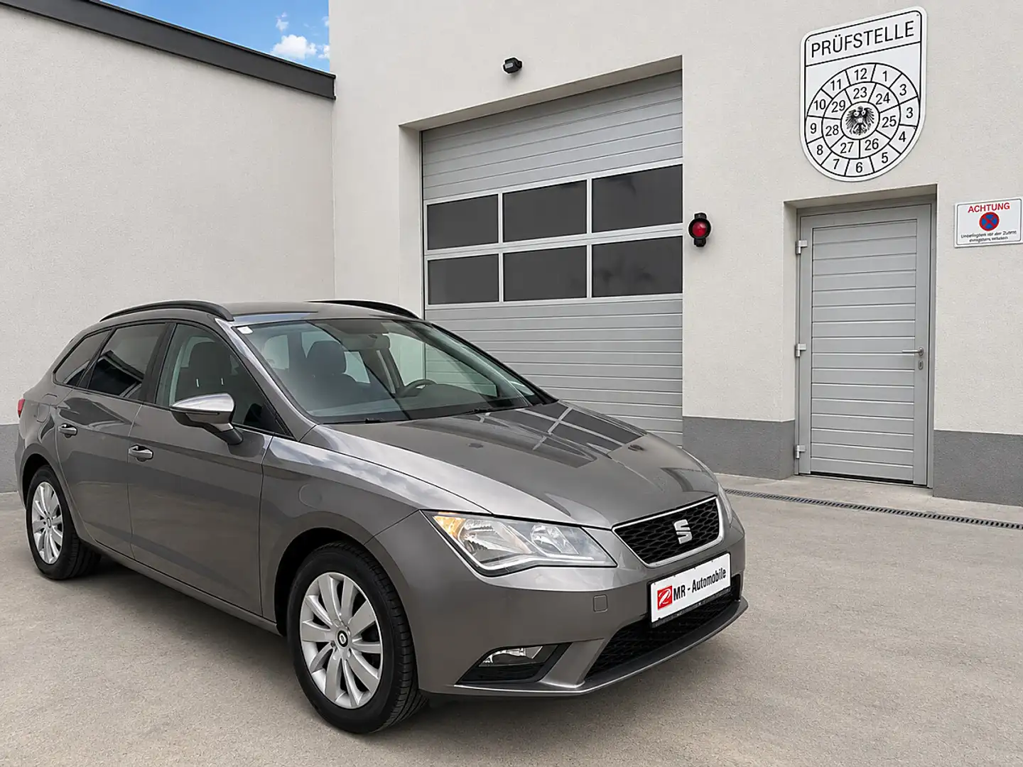 SEAT Leon ST Reference 1,2 TSI Braun - 2