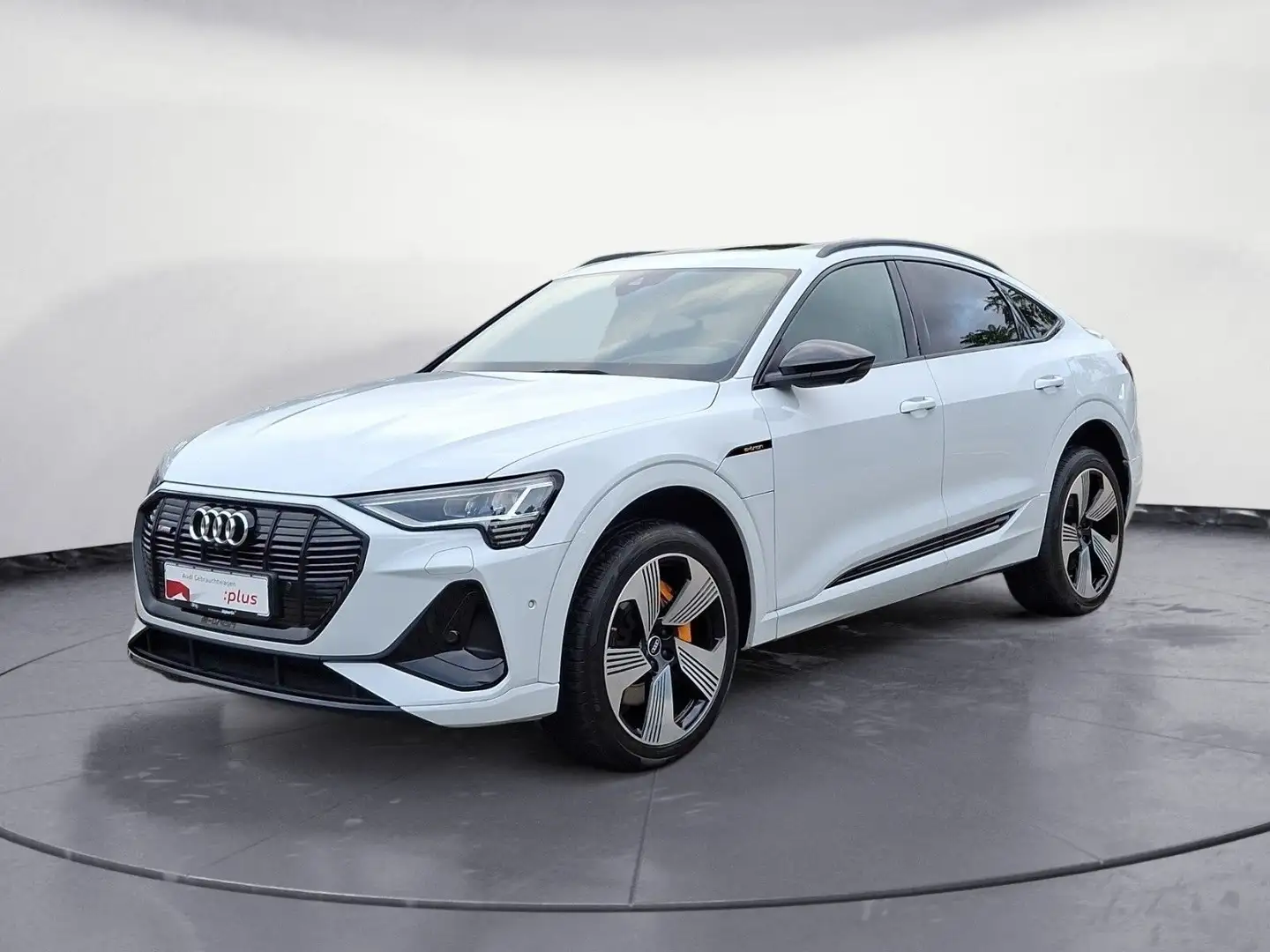 Audi e-tron 55 quattro S line Weiß - 2