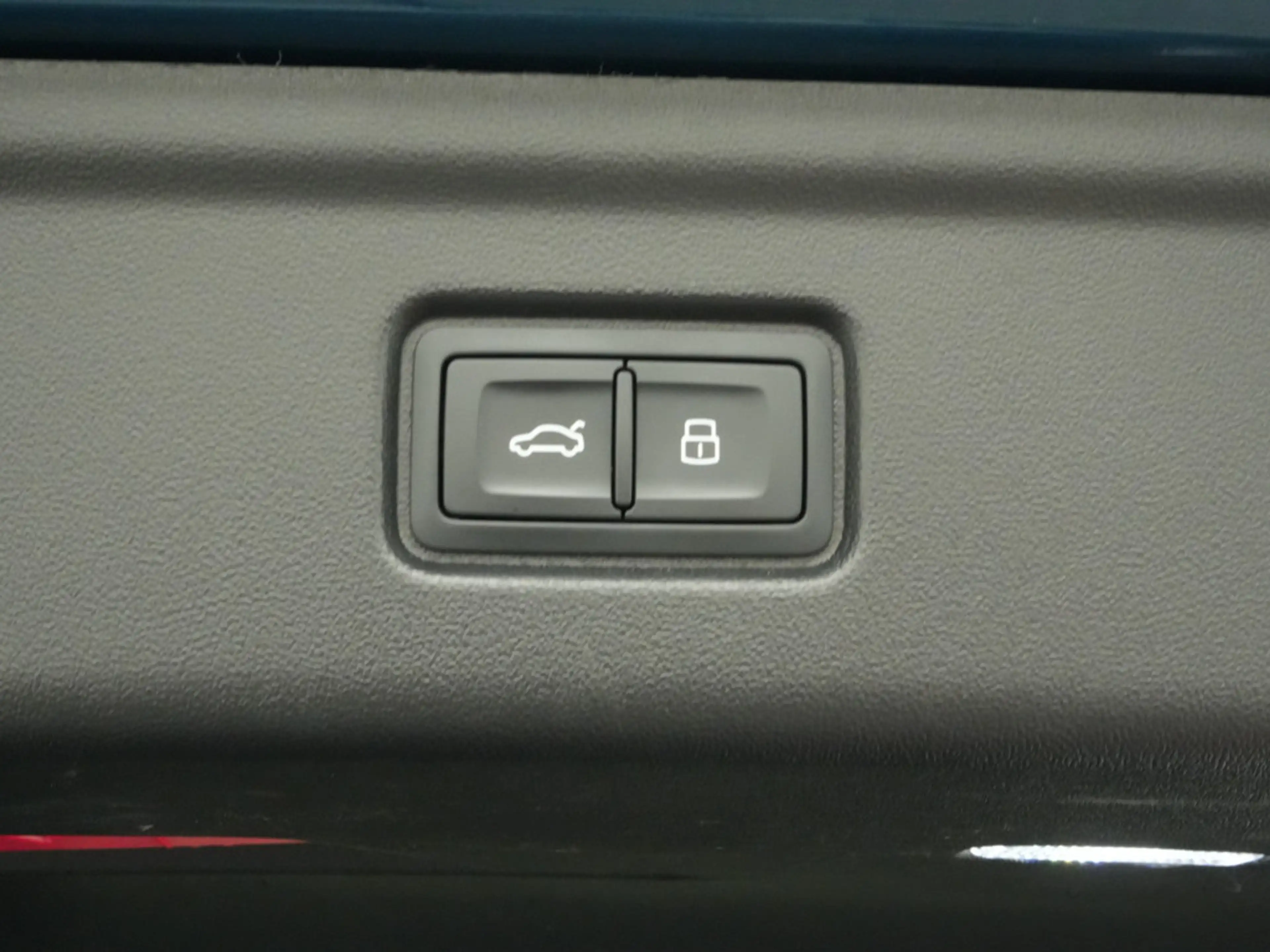 Audi A6 e-tron Sportback ACC AHK KAM 360° NAVI SHZ PD — photo 8