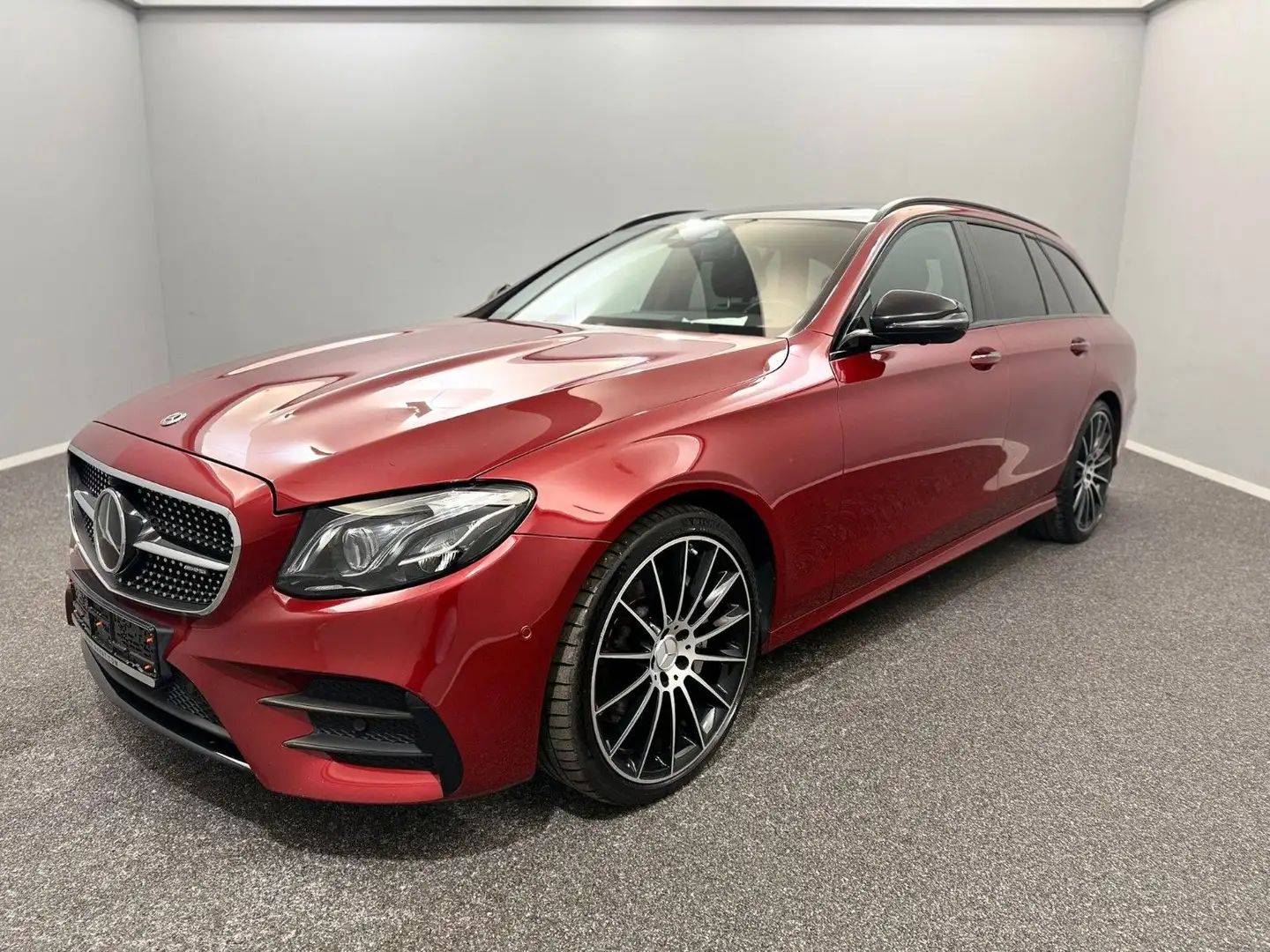 Mercedes-Benz E 53 AMG T 4M+*CARBON*SITZKLI*PANO*ACC*MANUFAKTU Rot - 1