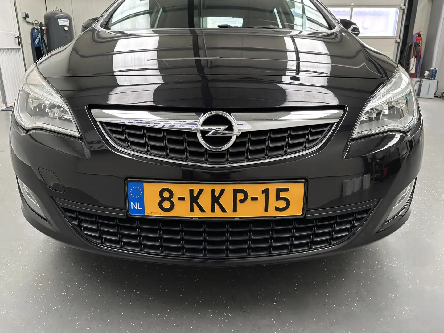 Opel Astra 1.4 Turbo Edition Executive en Business Pakket! | Zwart - 2