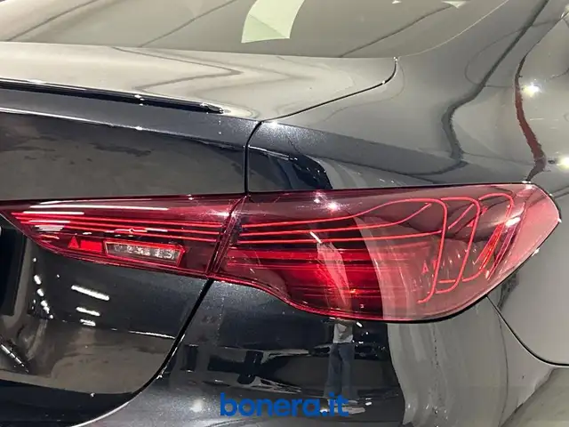 BMW 4 Series view 11