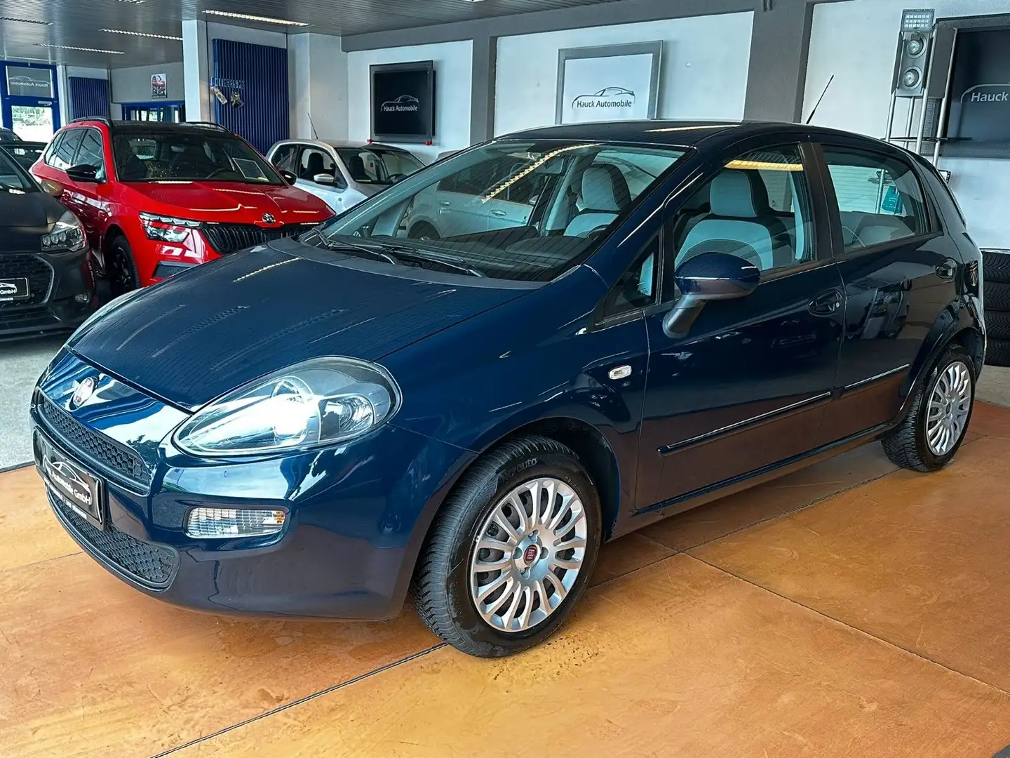 Fiat Punto 1.2 More CITY-DRIVE/KLIMA/PDC/MFL - 1
