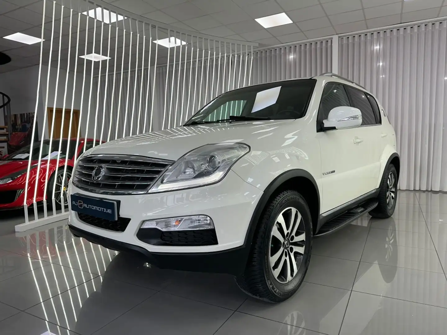 SsangYong Rexton W 200 e-Xdi Limited 4x4 Blanco - 1