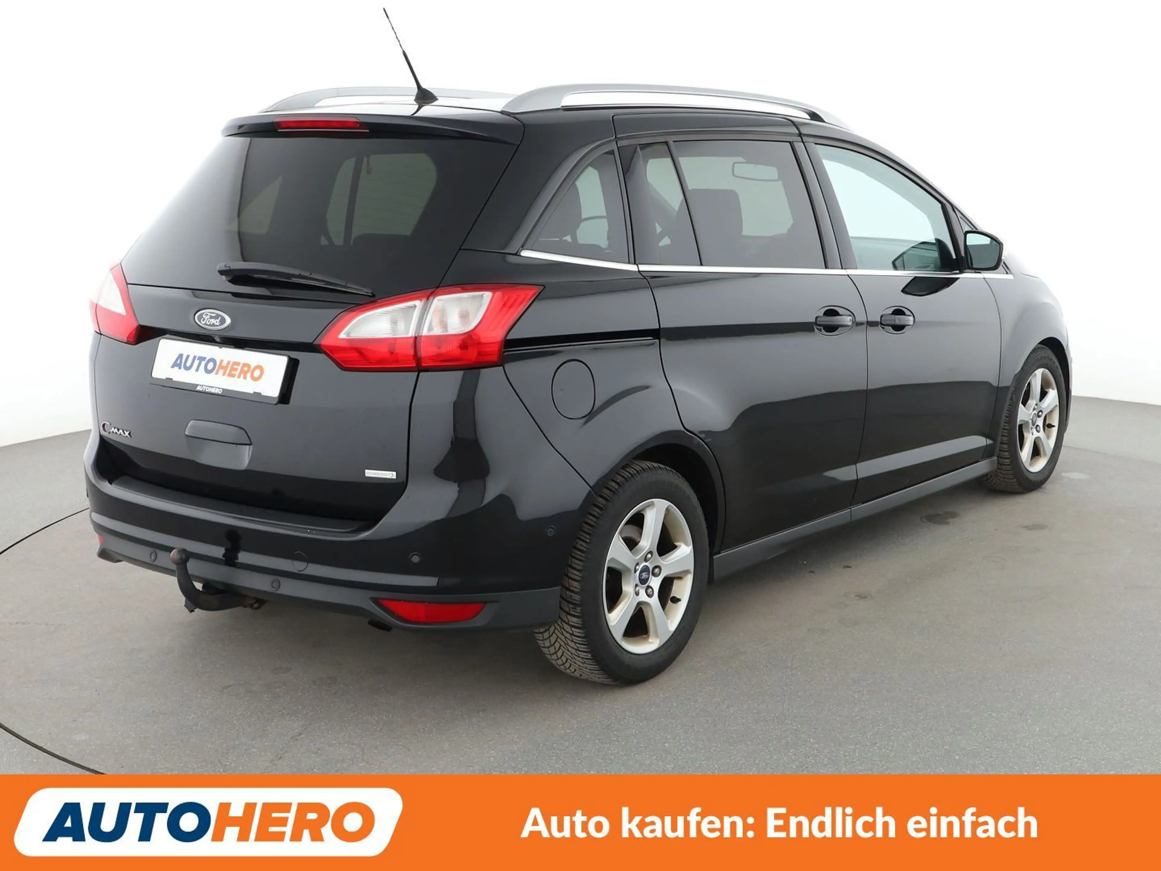 Ford Grand C-Max 1.5 EcoBoost Titanium Aut.*NAVI*TEMPO*PDC*SHZ* — photo 6