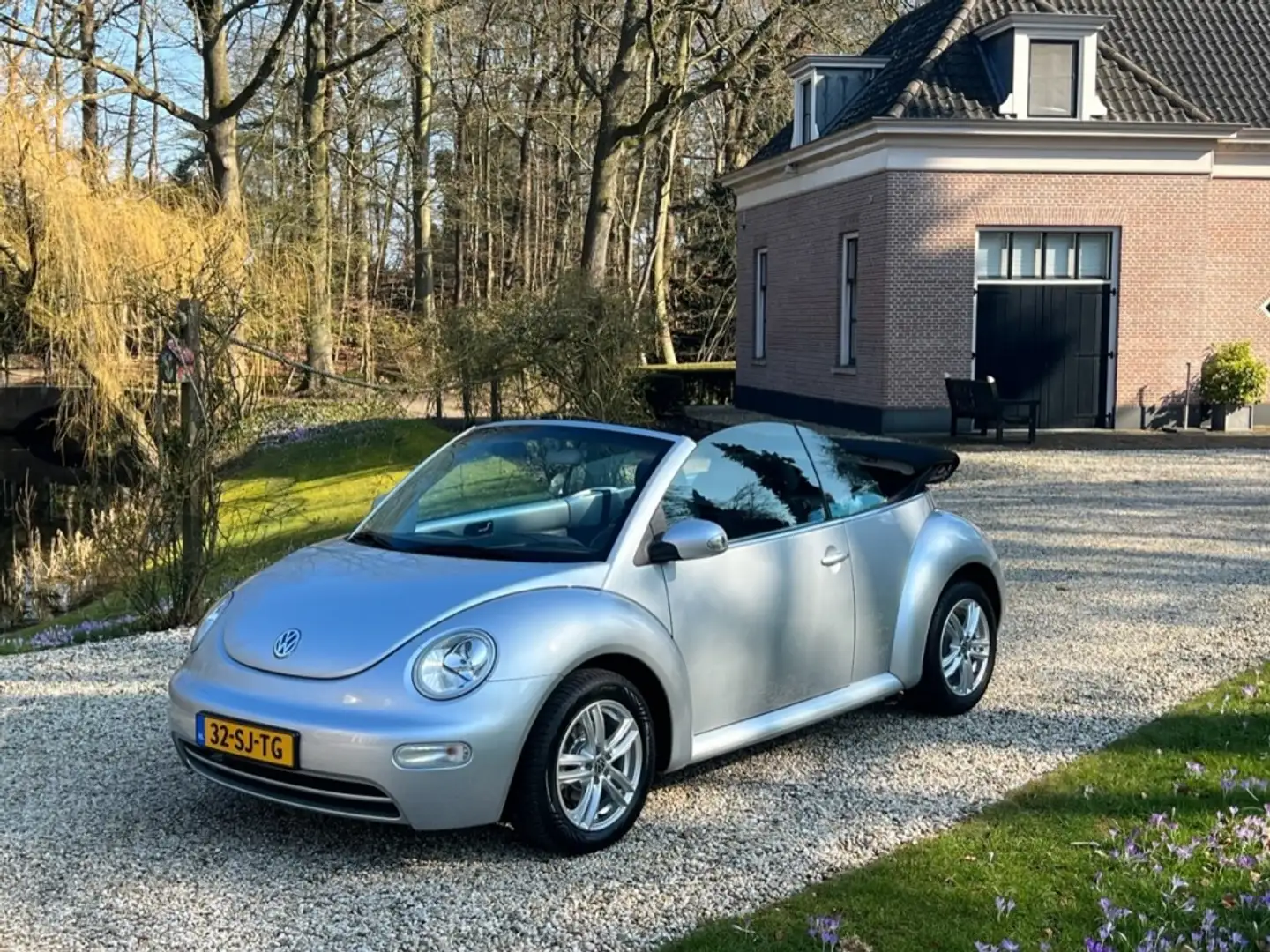 Volkswagen New Beetle Cabriolet 1.6 Turijn Comfortline ORIGINEEL NL 50.7 Gri - 1