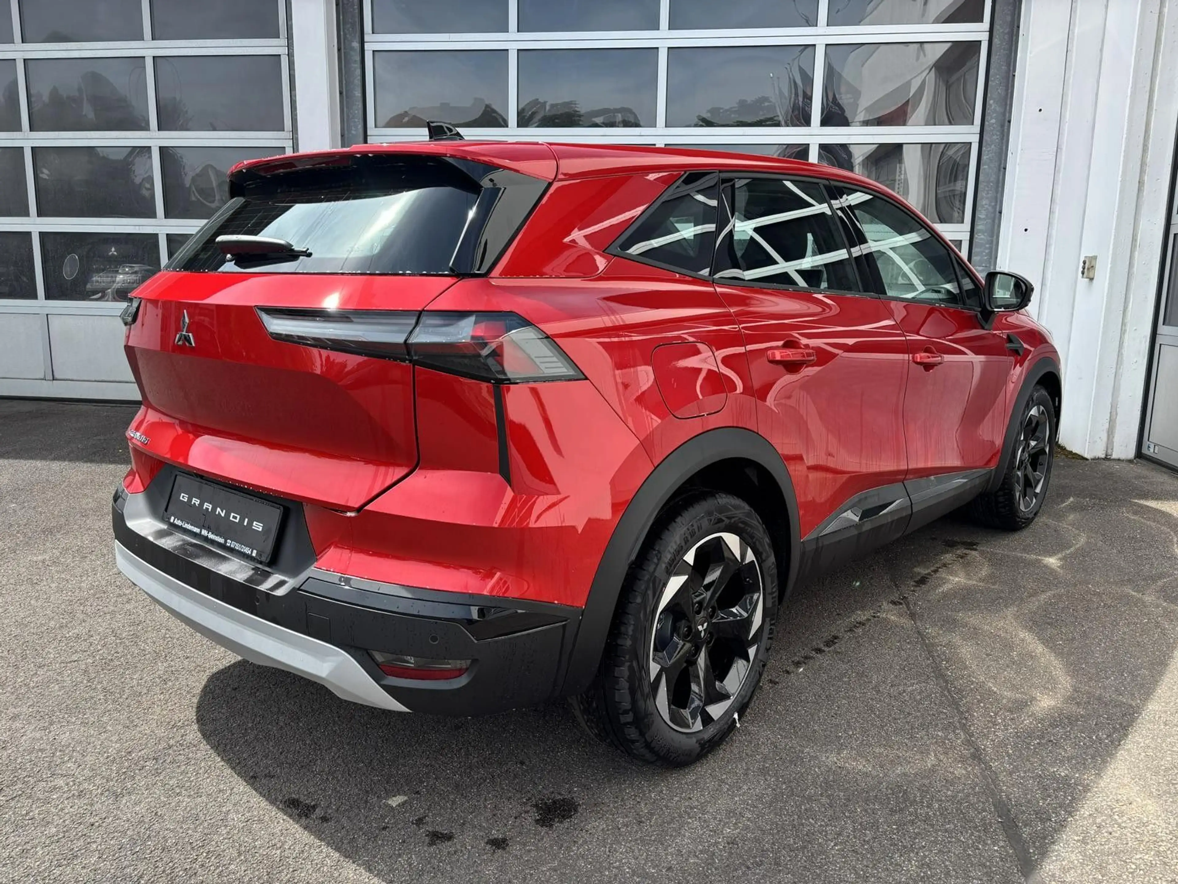 Mitsubishi Grandis 1.3 Diamant PLUS — photo 5