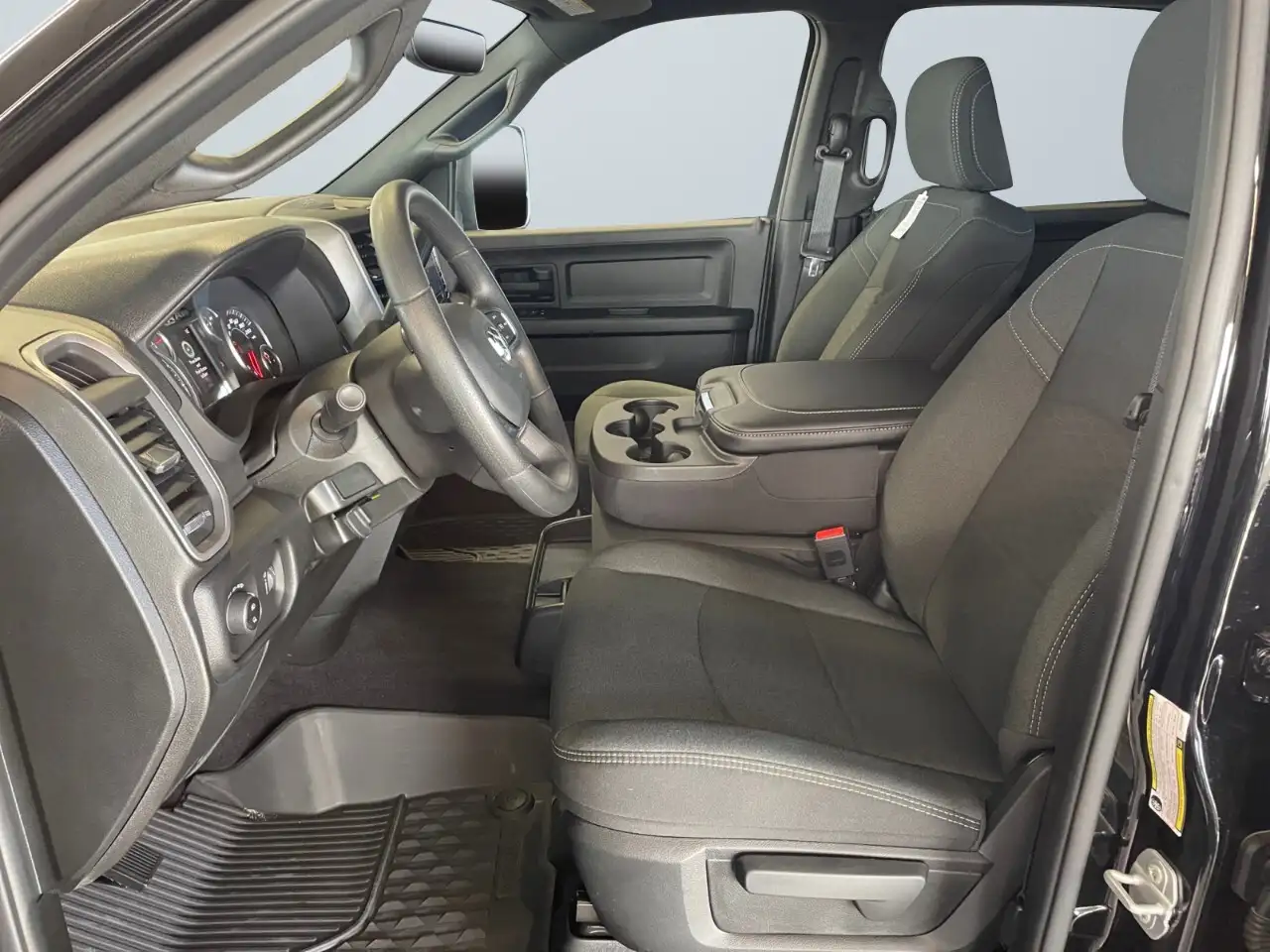 RAM 2500 снимка RAM 2500