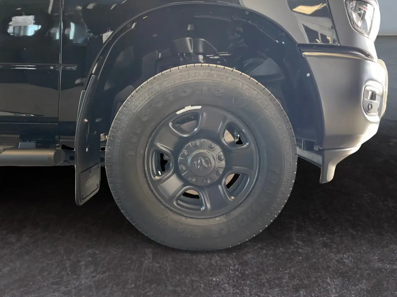 RAM 2500 снимка RAM 2500