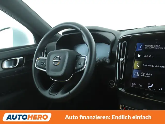 Volvo XC40 view 13