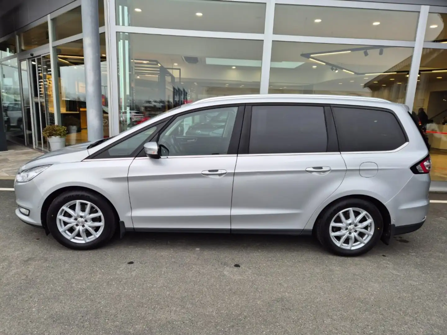 Ford Galaxy 2,0 TDCI Titanium Powershift *8-Fach*AHV*7-Sitze* Argent - 2