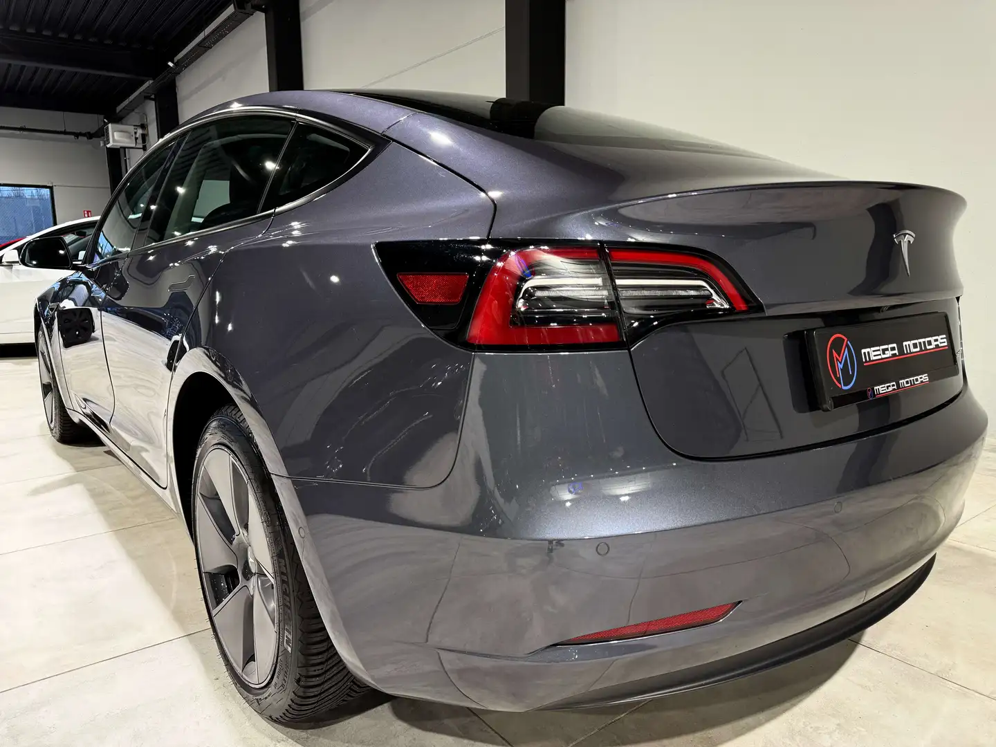 Tesla Model 3 DUAL MOTOR 498CV LONG RANGE TVA-BTW iNCL Gris - 2