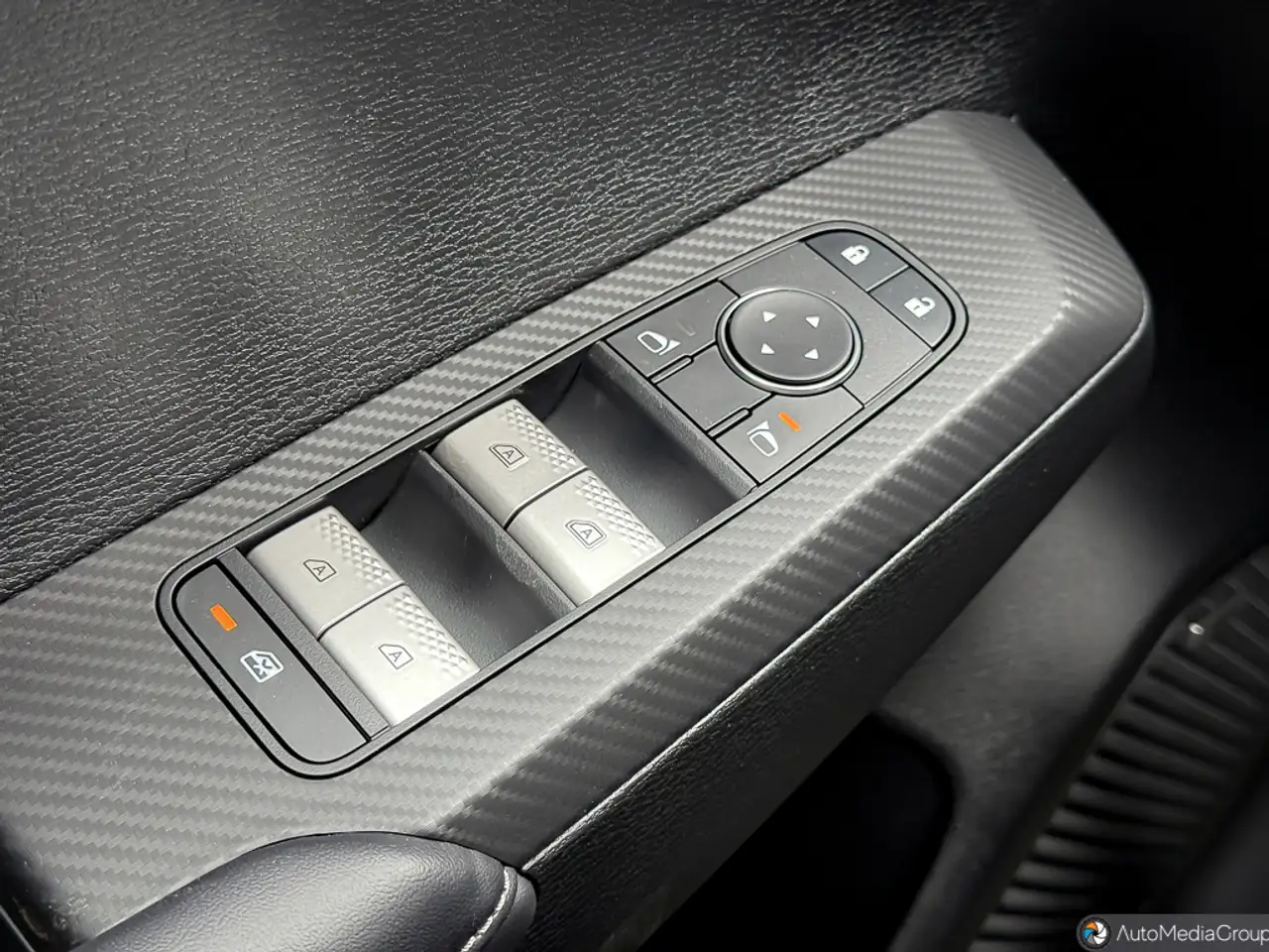 Mitsubishi Outlander снимка Mitsubishi Outlander