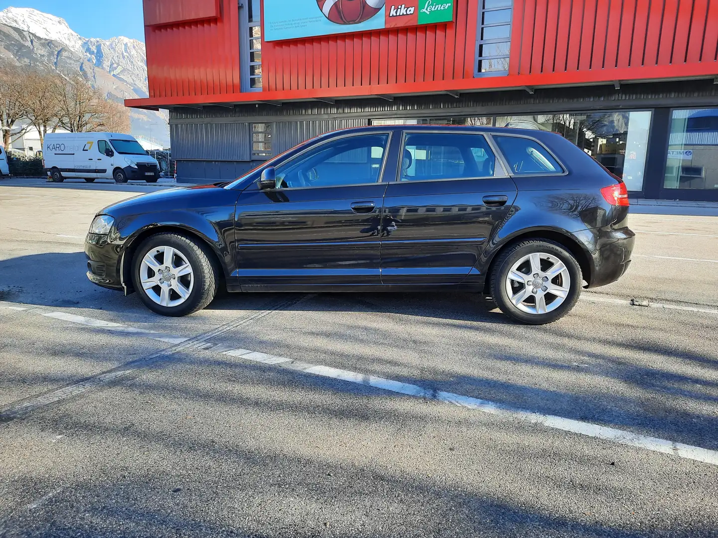 Audi A3 A3 Sportback 2.0 TDI Schwarz - 2