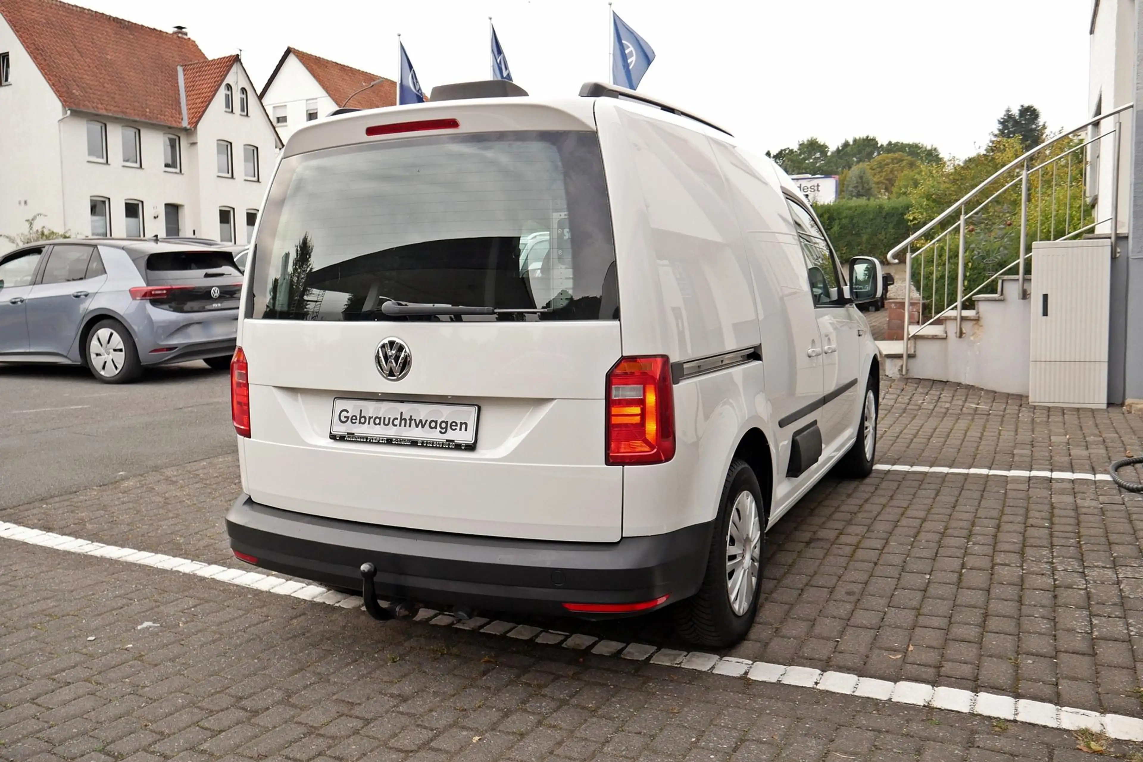 Volkswagen Caddy 2.0 TDI Kasten AHK Sortimo Regal 75 kW (102 PS)... — photo 8