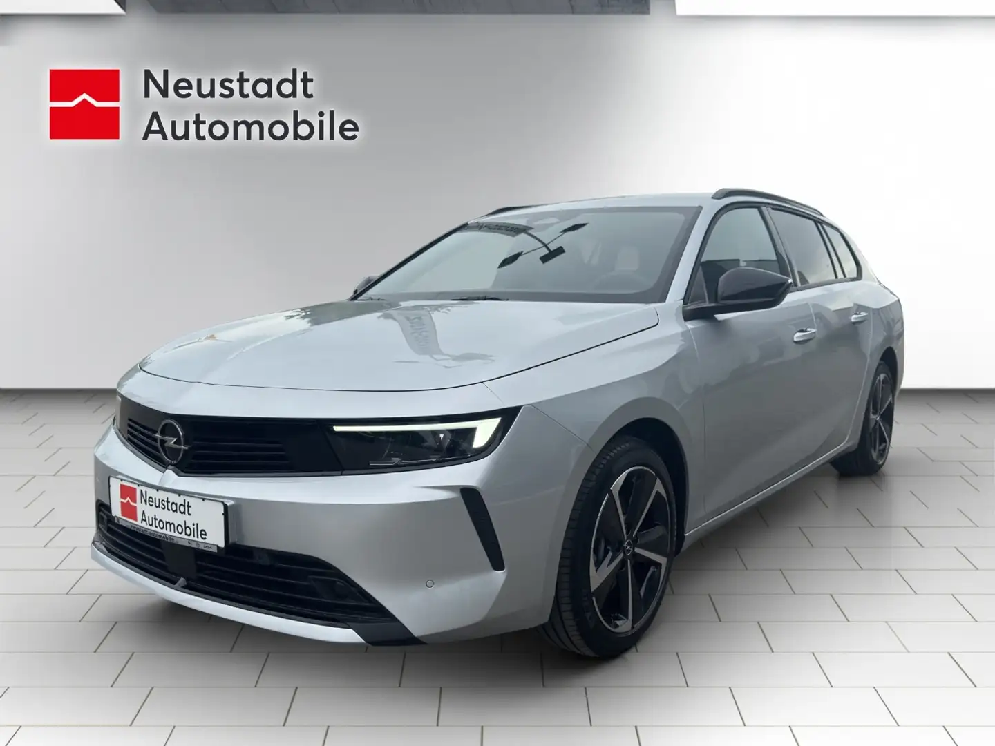 Opel Astra Edition Sports Tourer Sitz- & Lenkradheiz. Silber - 1