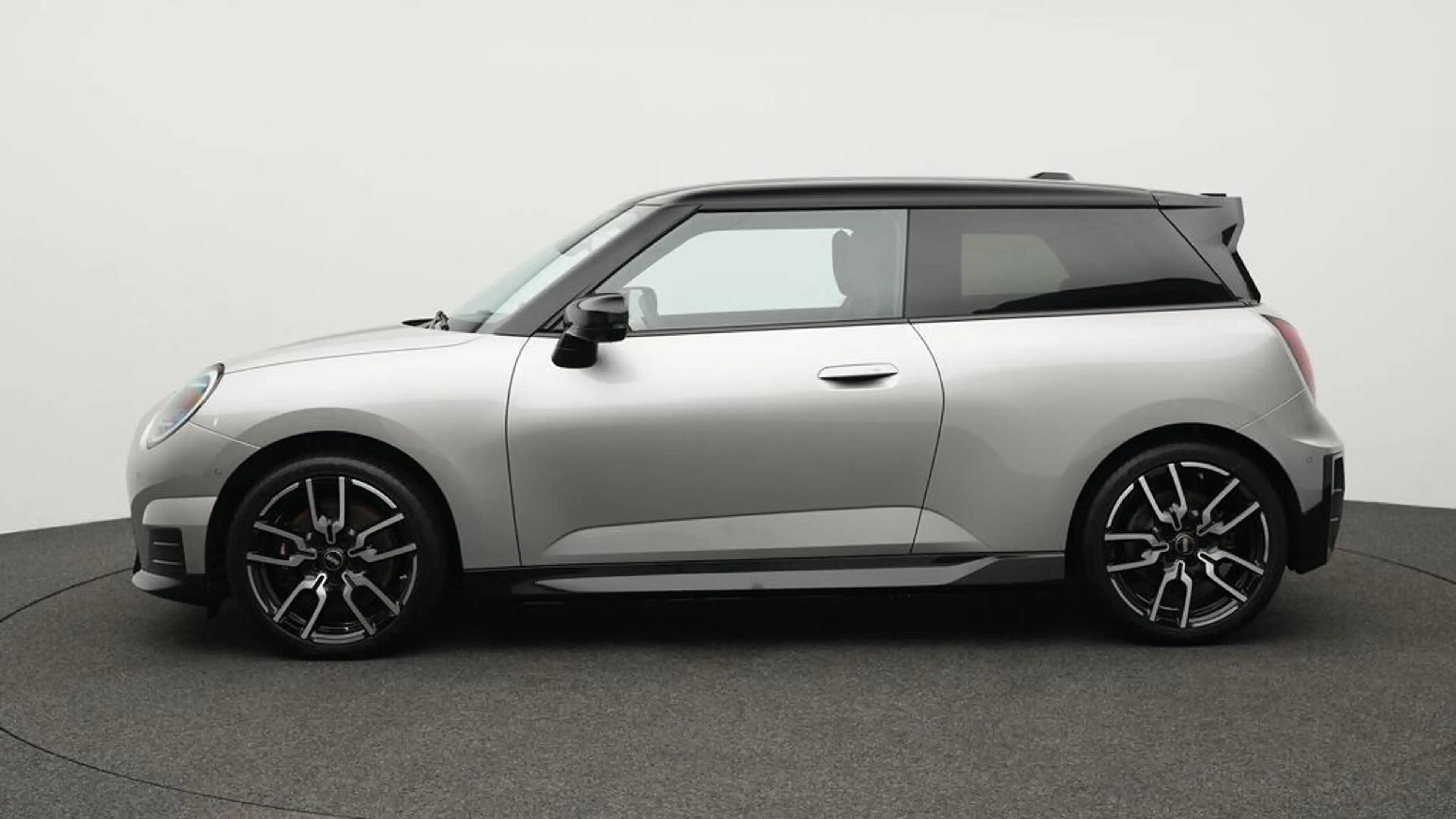 MINI Cooper SE John Cooper Works Trim — photo 3