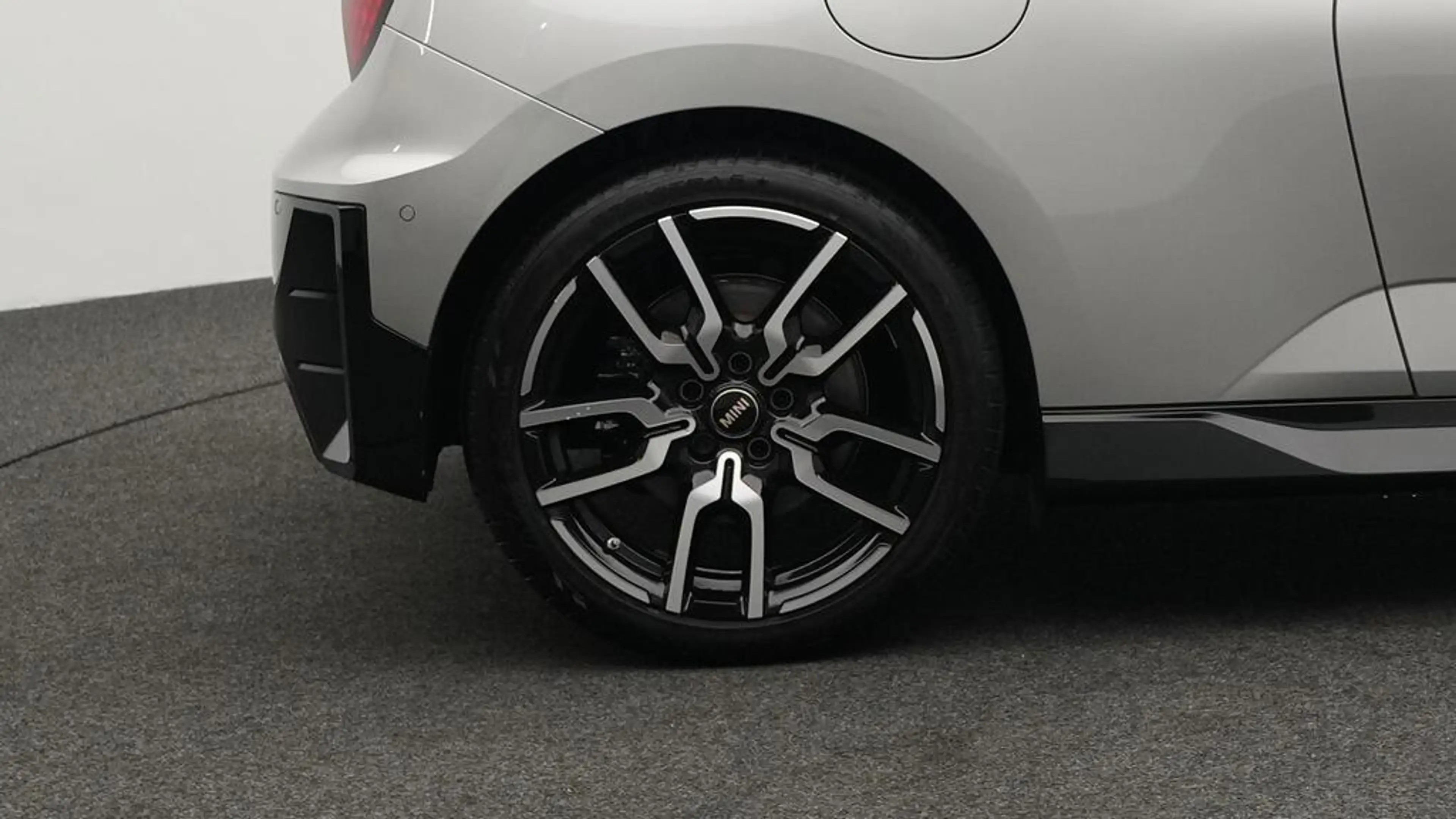 MINI Cooper SE John Cooper Works Trim — photo 10