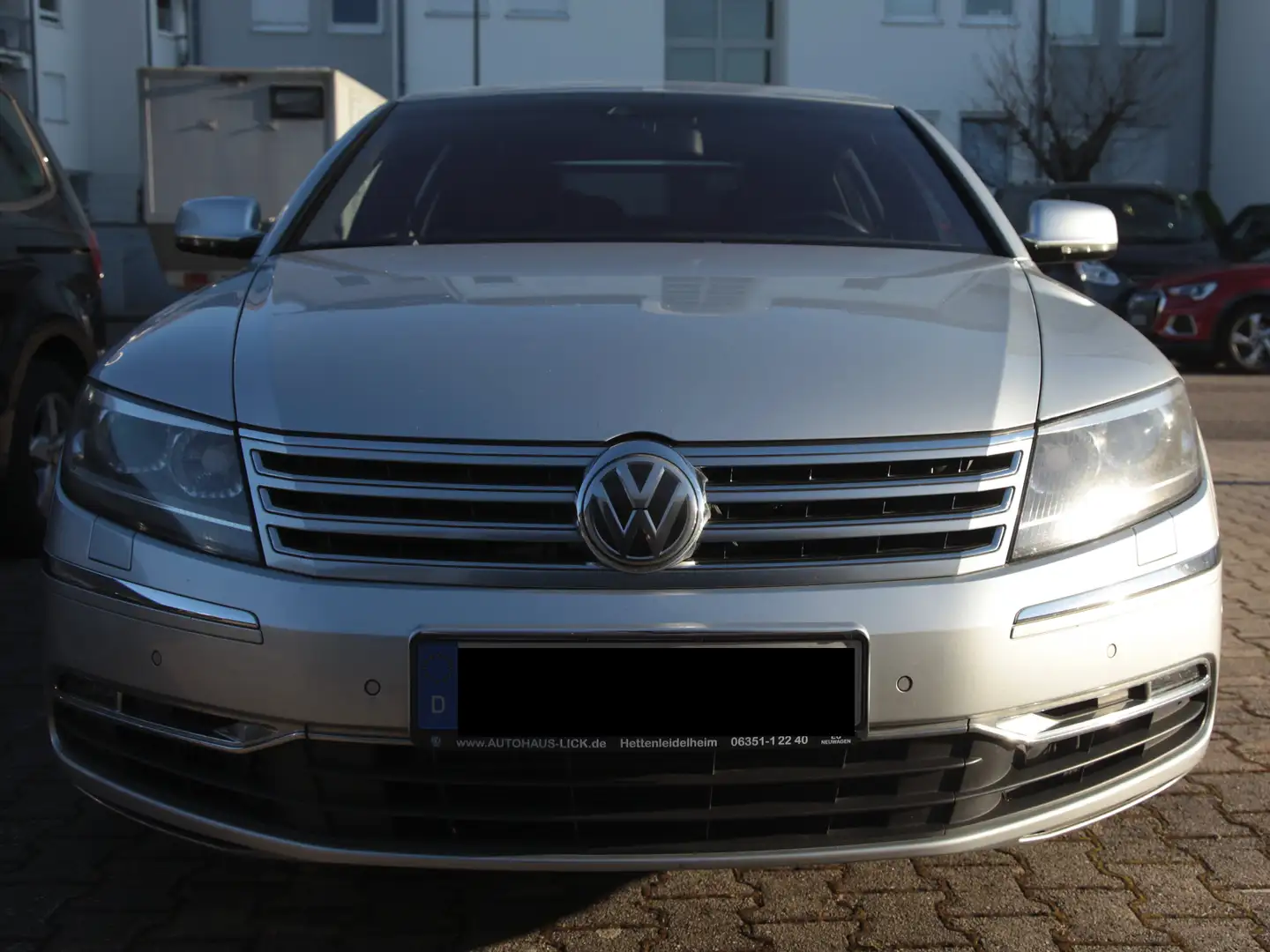 Volkswagen Phaeton Phaeton 3.0 V6 TDI DPF 4MOTION Automatik (5 Sitzer Plateado - 1