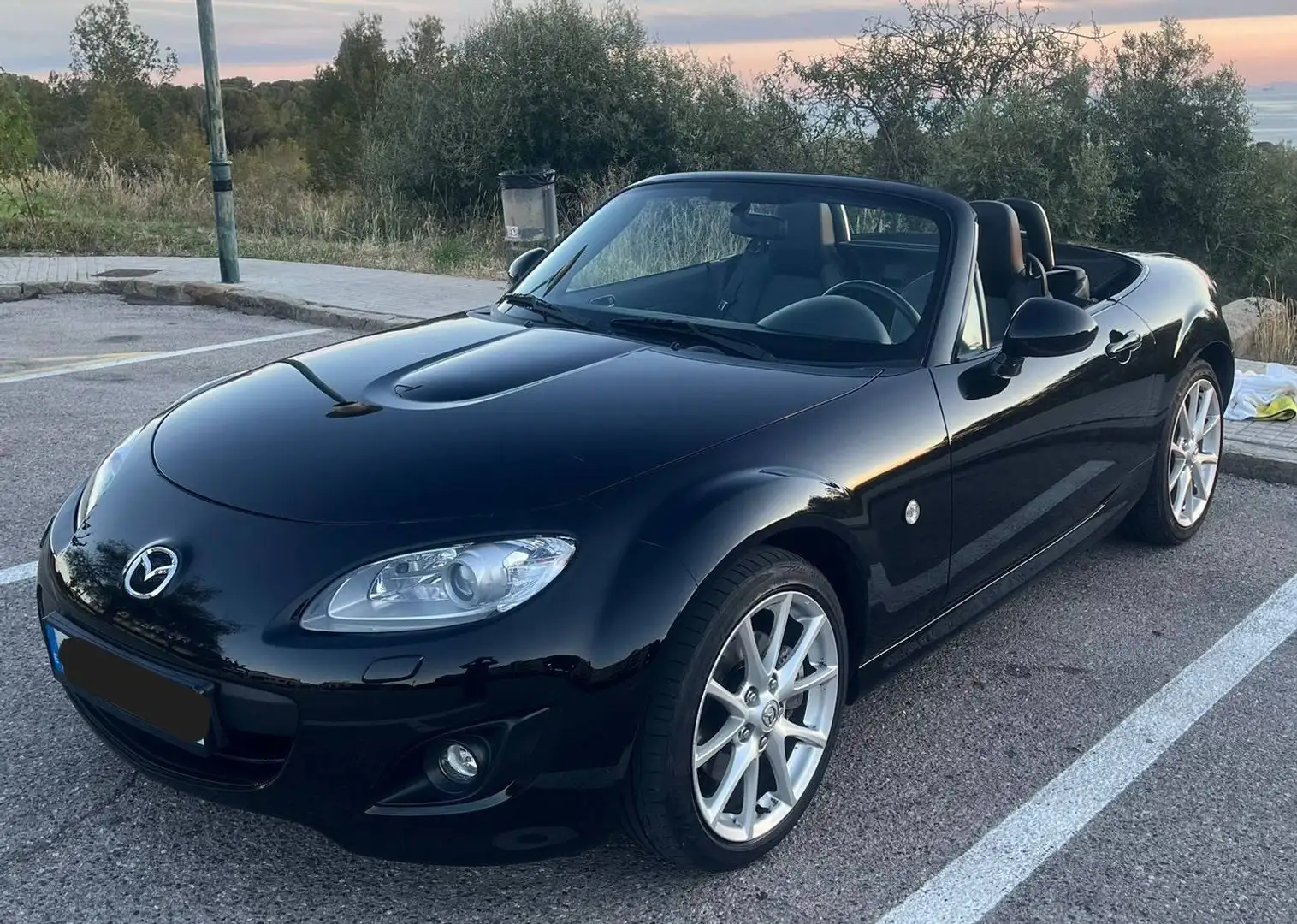 Mazda MX-5 MX-5 Roadster Coupé 2.0 Sportive Sportive Negro - 1
