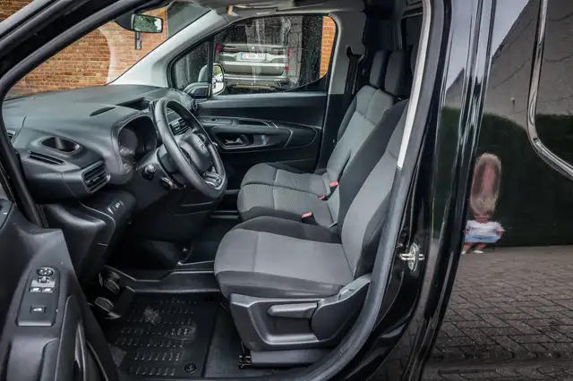 Citroen Berlingo view 10