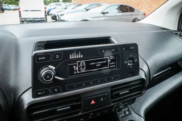 Citroen Berlingo view 12