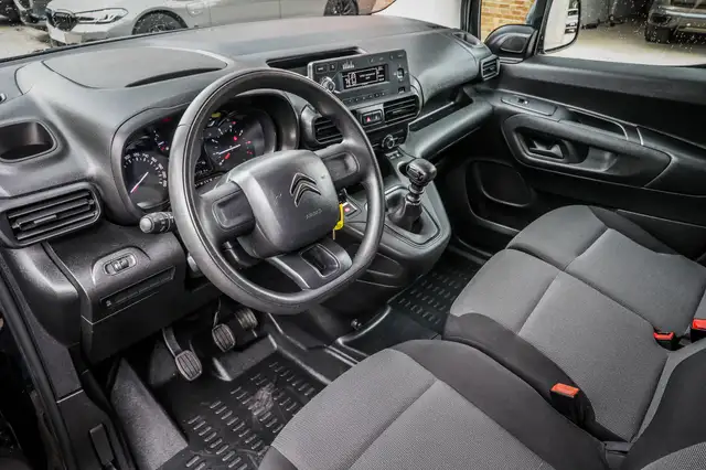 Citroen Berlingo view 9