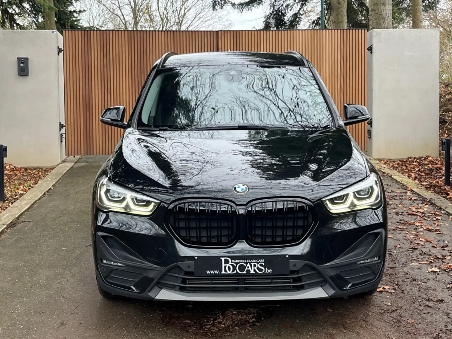 BMW X1 25e Full led-Prof-Leer-Head Up-Zetelverw-Cam-19" Noir - 2