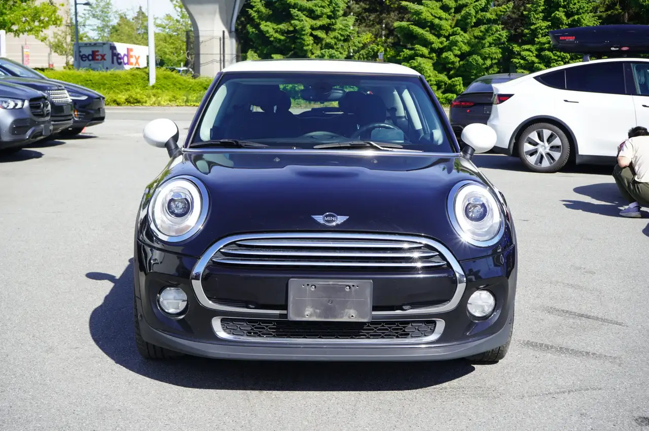 MINI 3 Door снимка MINI 3 Door