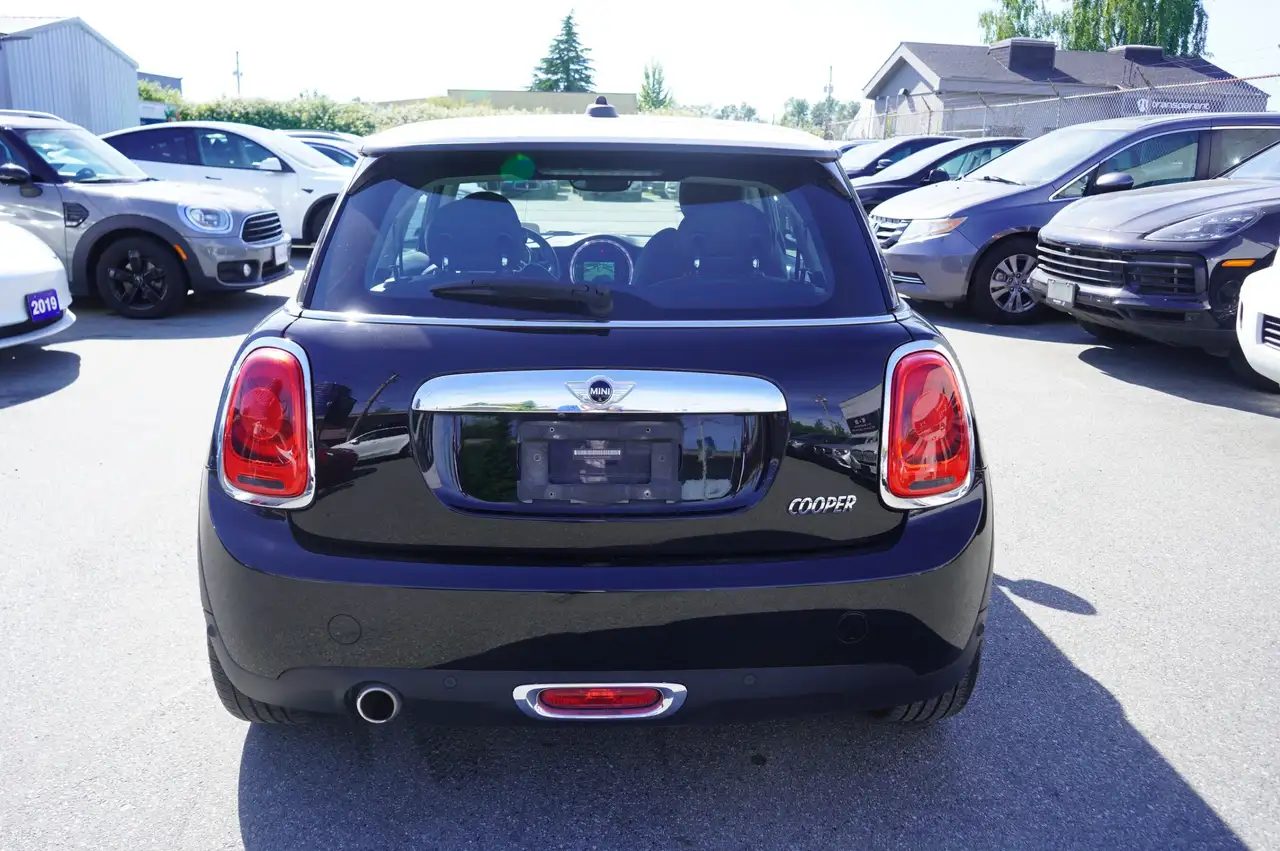 MINI 3 Door снимка MINI 3 Door