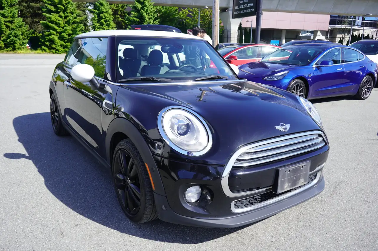 MINI 3 Door снимка MINI 3 Door
