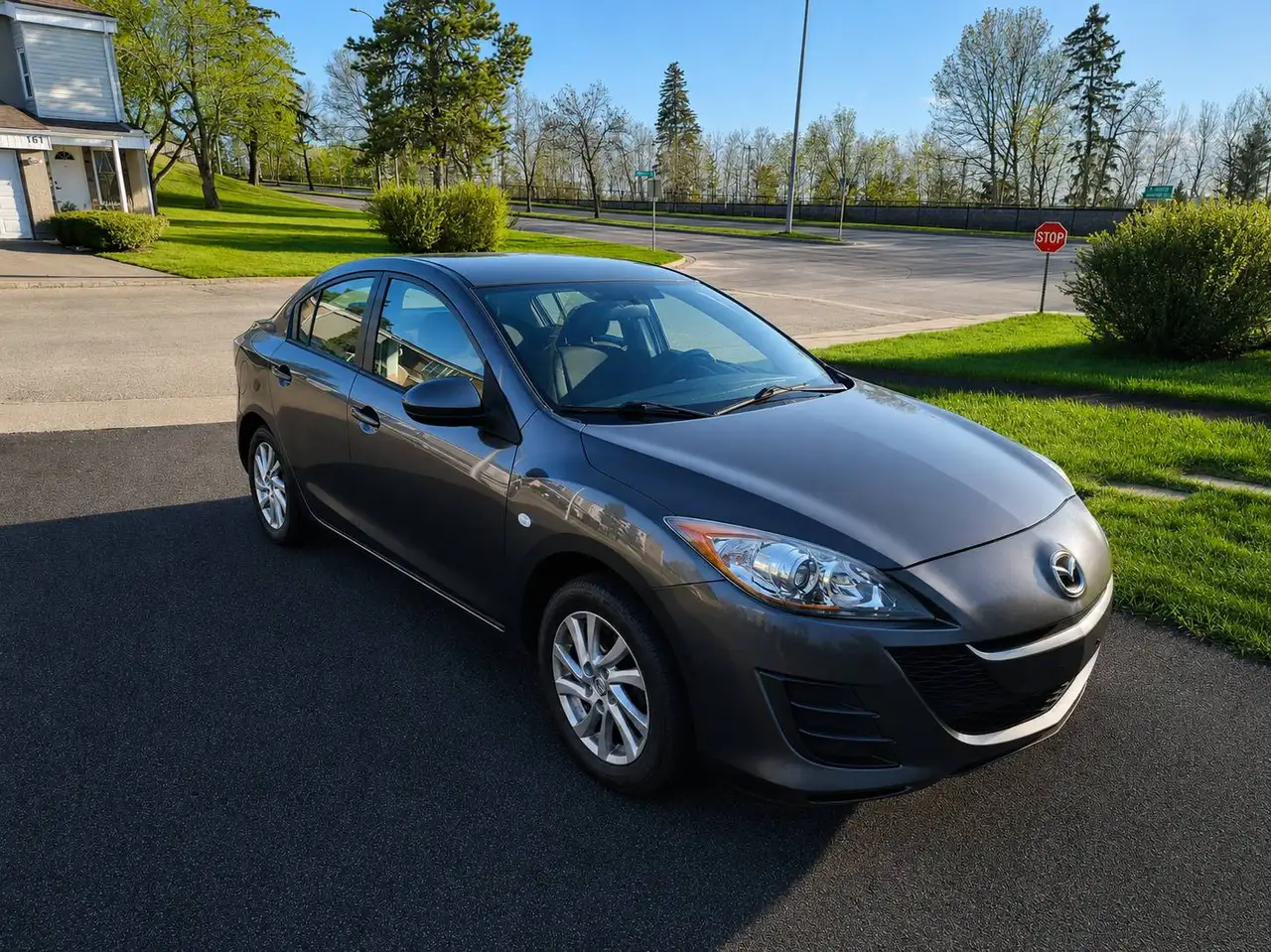 Mazda 3 снимка Mazda 3