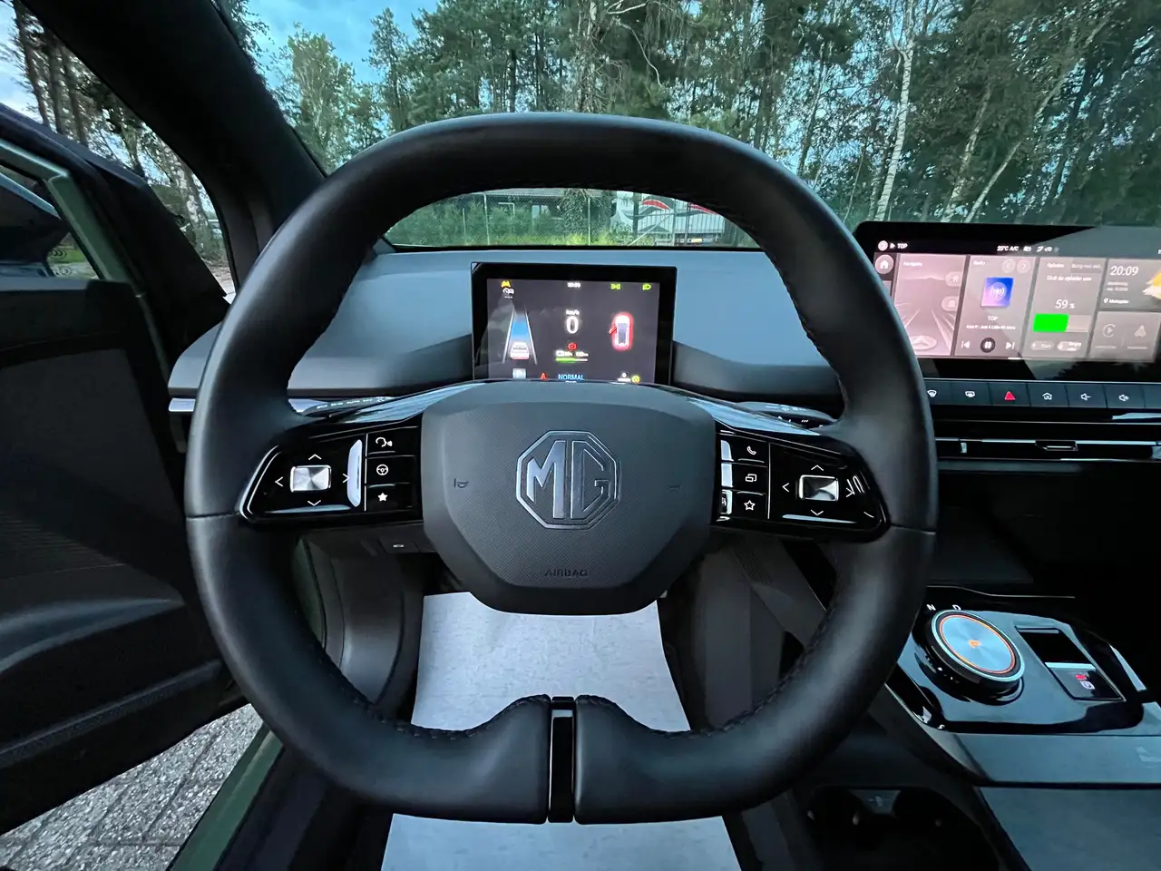 MG MG4 64kWh X-POWER 435pk 4x4 8000KM Fabrieksgarantie!!, миниатюра 17