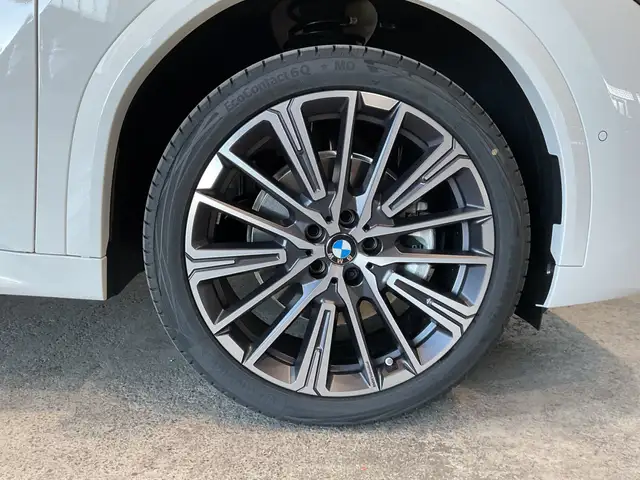BMW X2 view 12