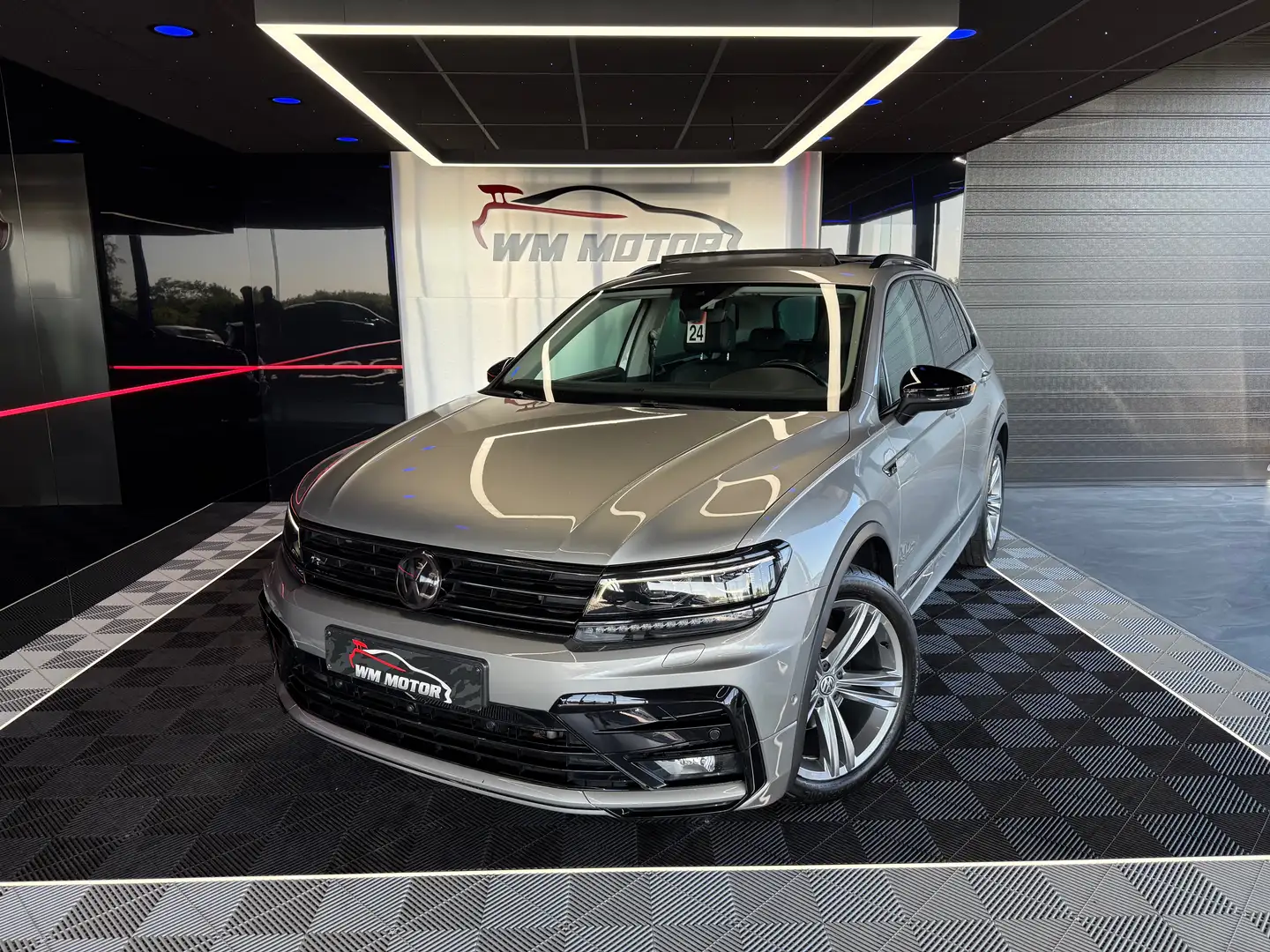 Volkswagen Tiguan DSG//R-Line//Toit Pano//Virtual//Camera 360° Gris - 1