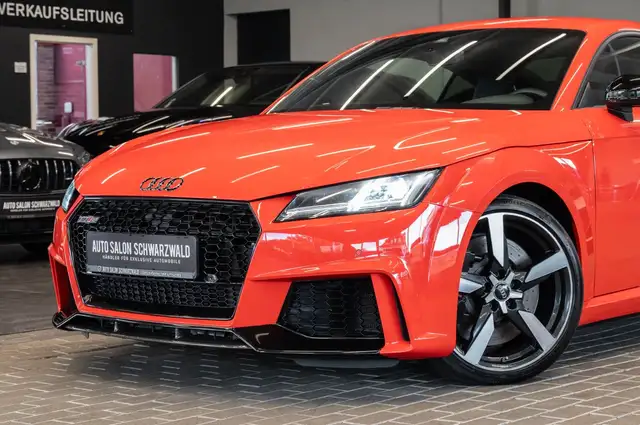 Audi TT RS view 3